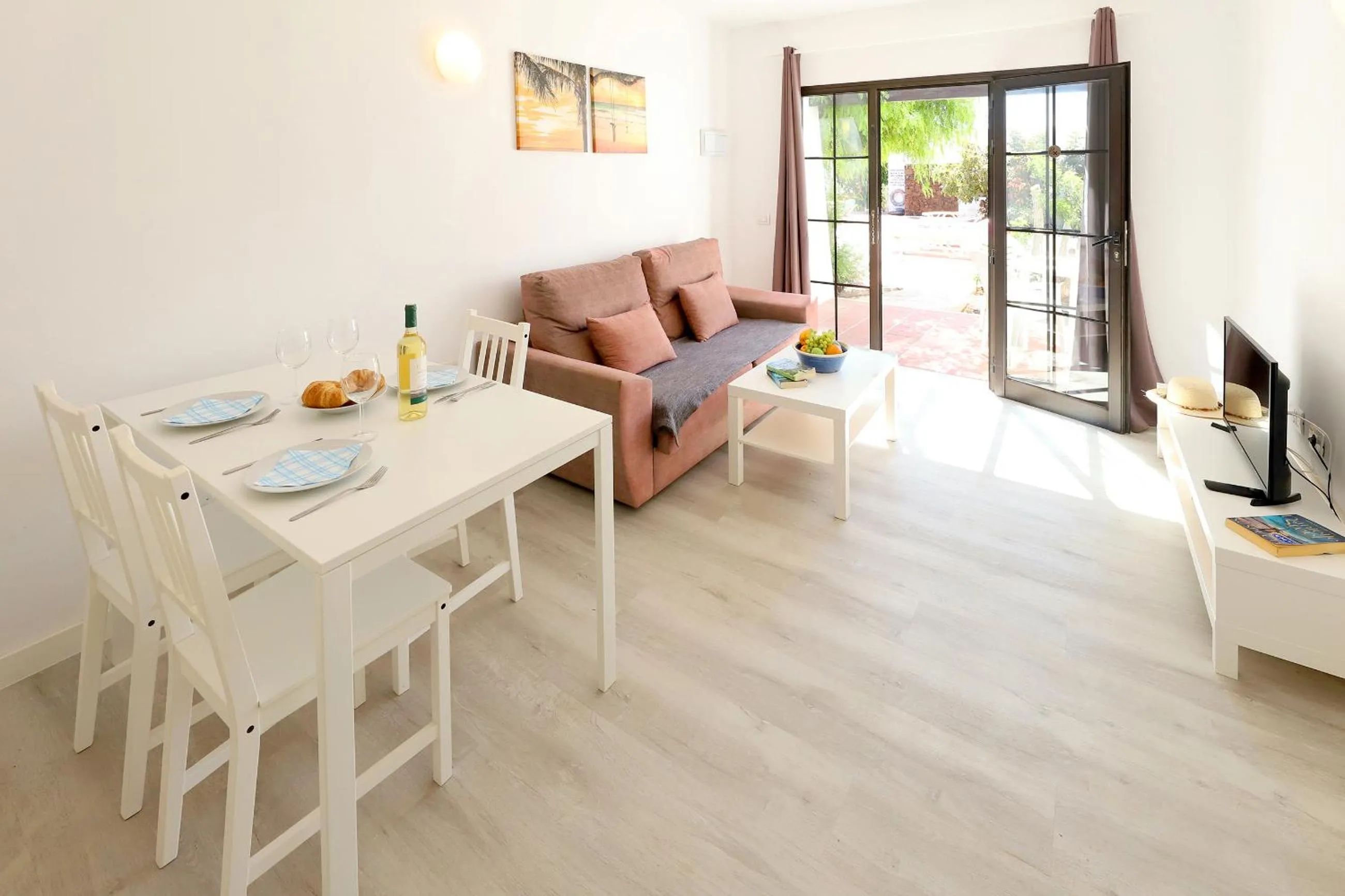 Salmarina Bungalows