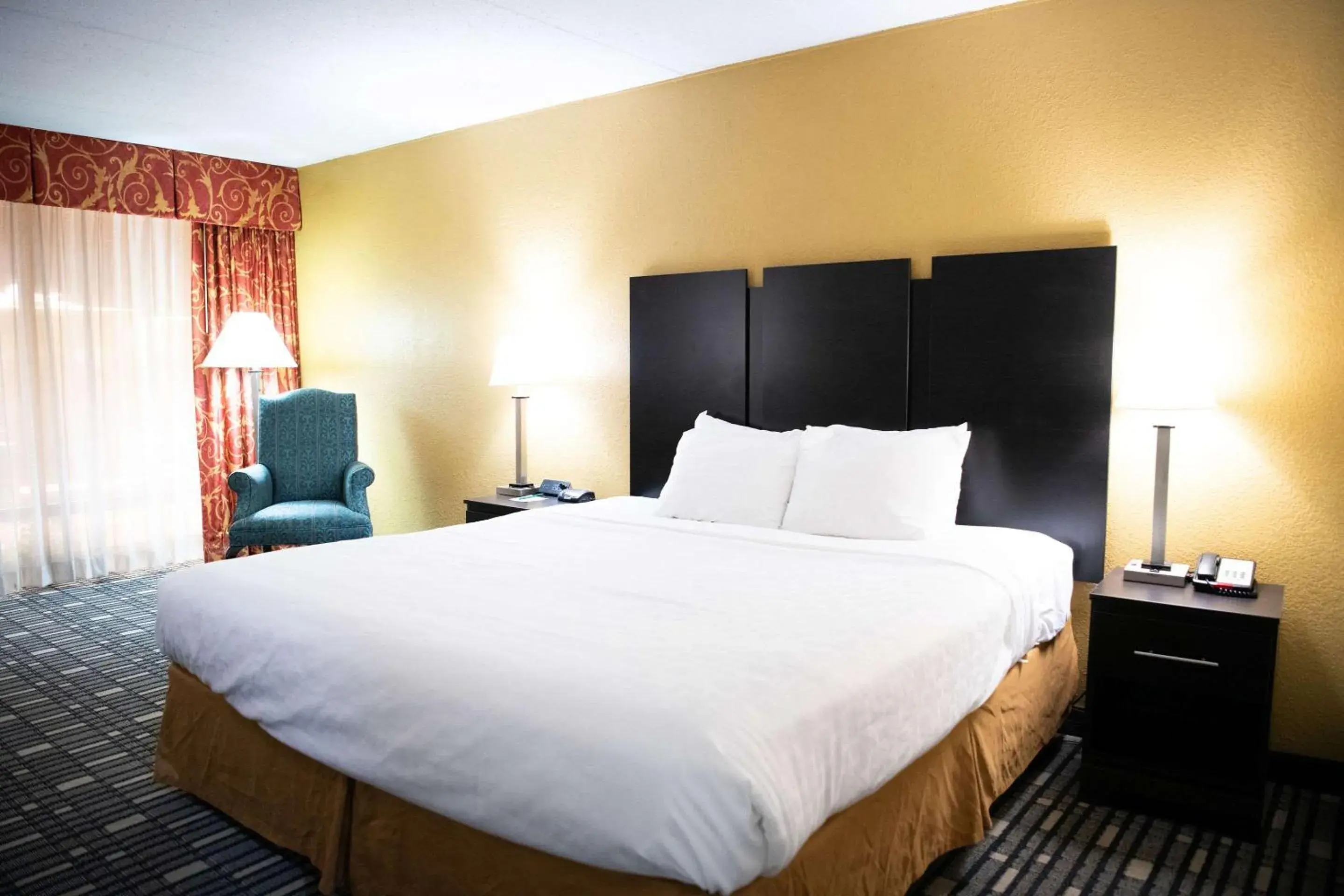 Bedroom, Bed in Quality Inn & Conference Center Bedroom, Bed in Quality Inn & Conference Center