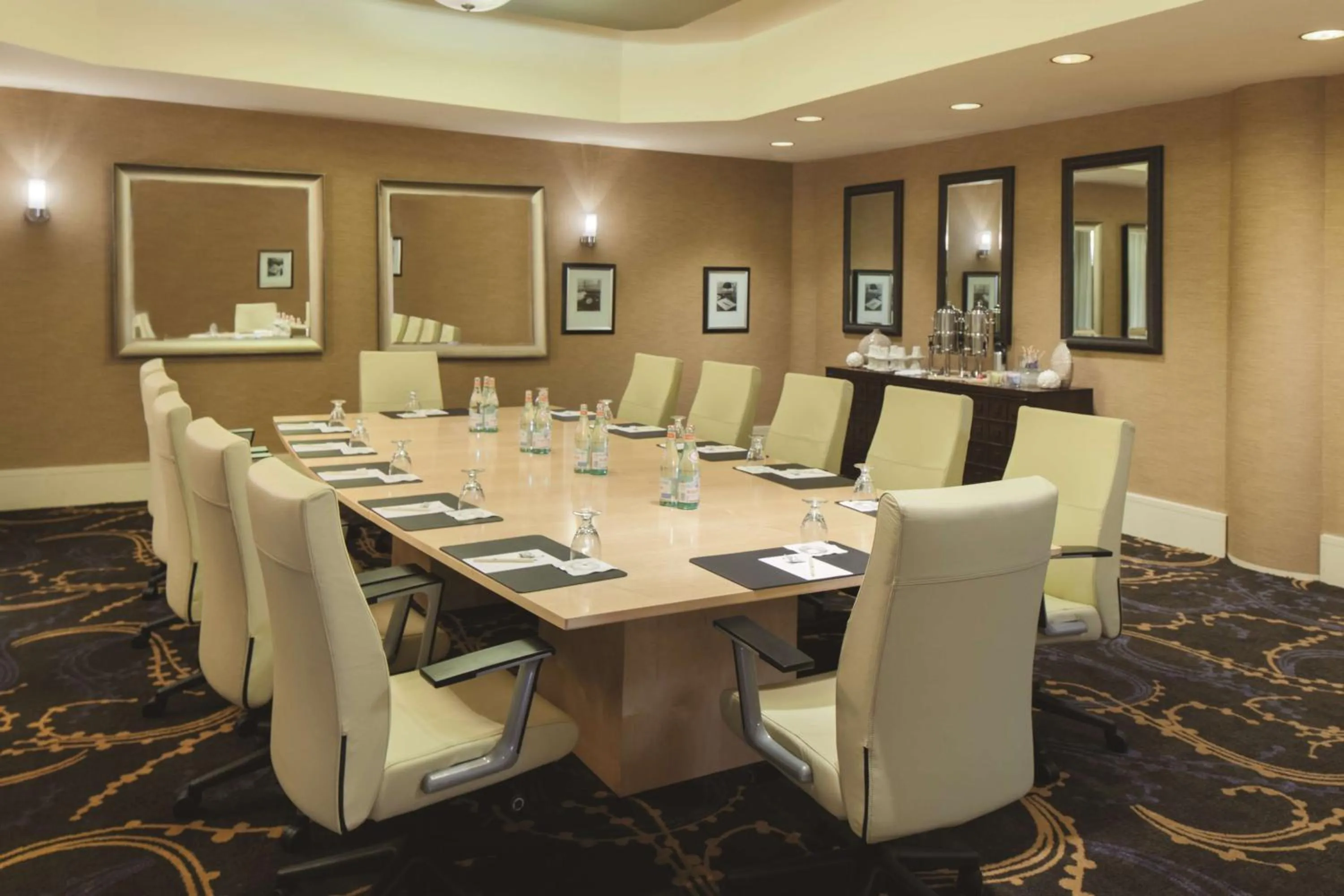 Meeting/conference room in DoubleTree by Hilton Orlando Downtown