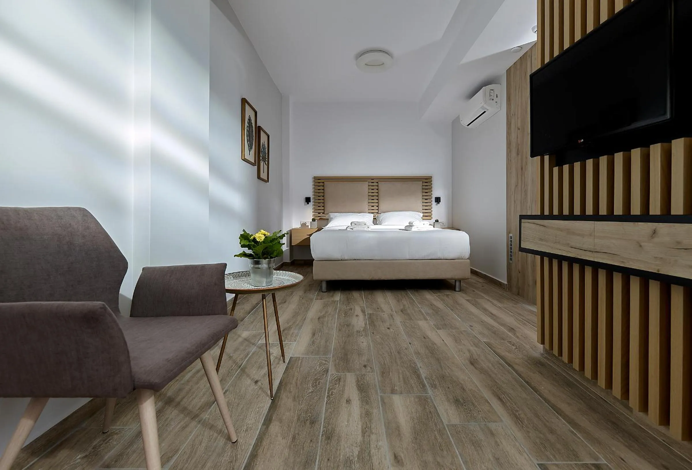 Photo of the whole room, Bed in Seascape Luxury Residences