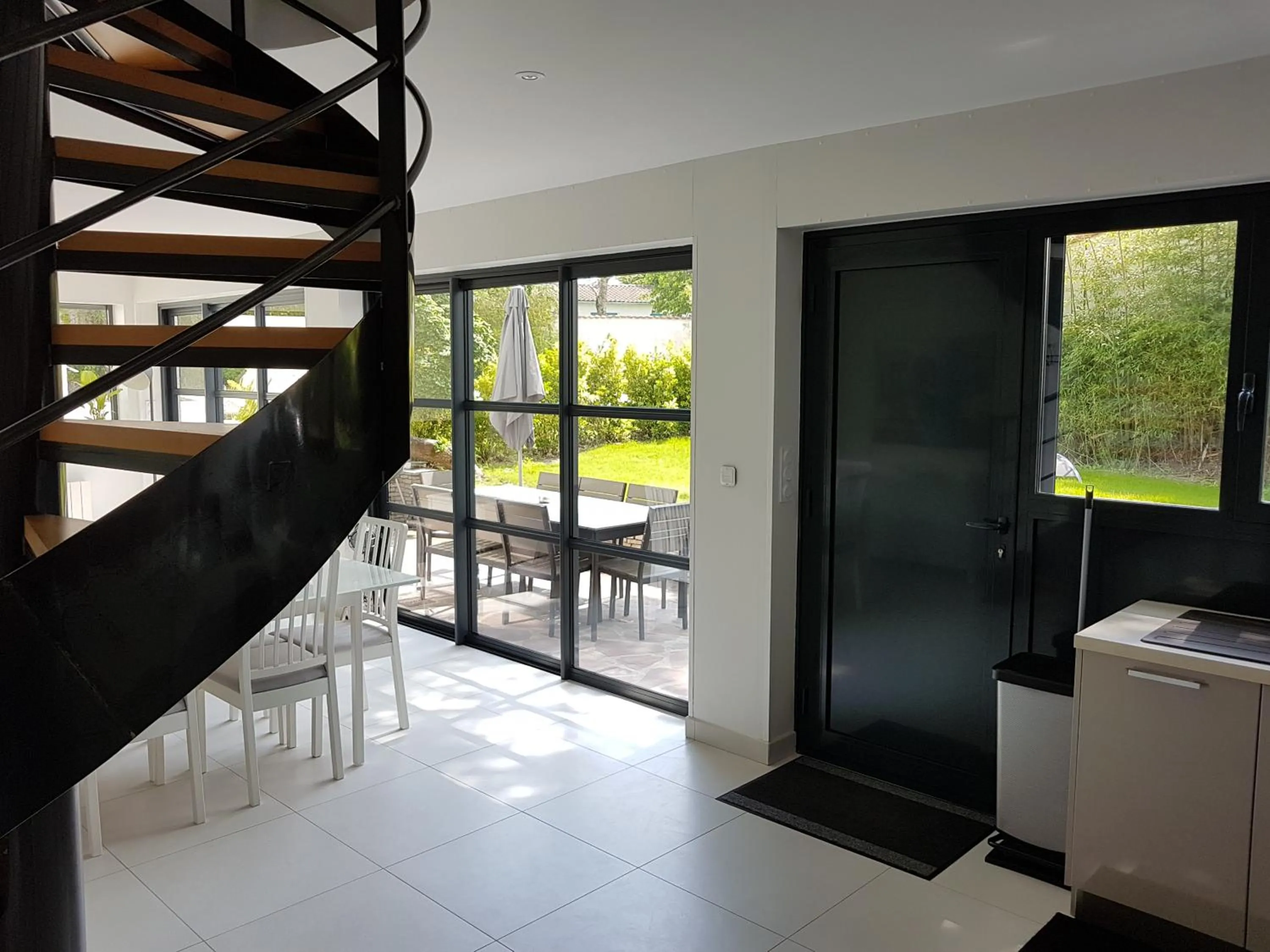 Property building in Le lodge