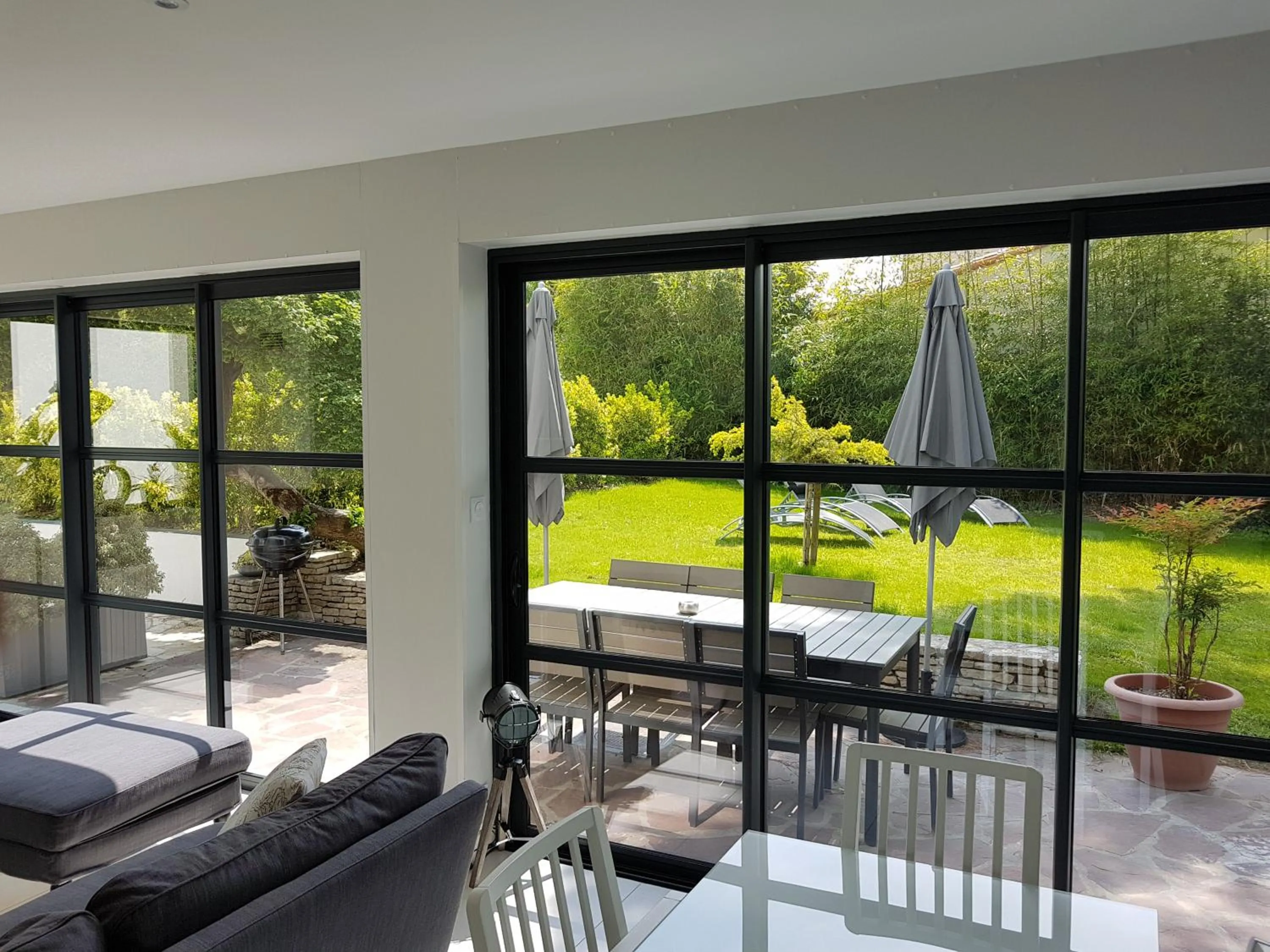 Property building in Le lodge