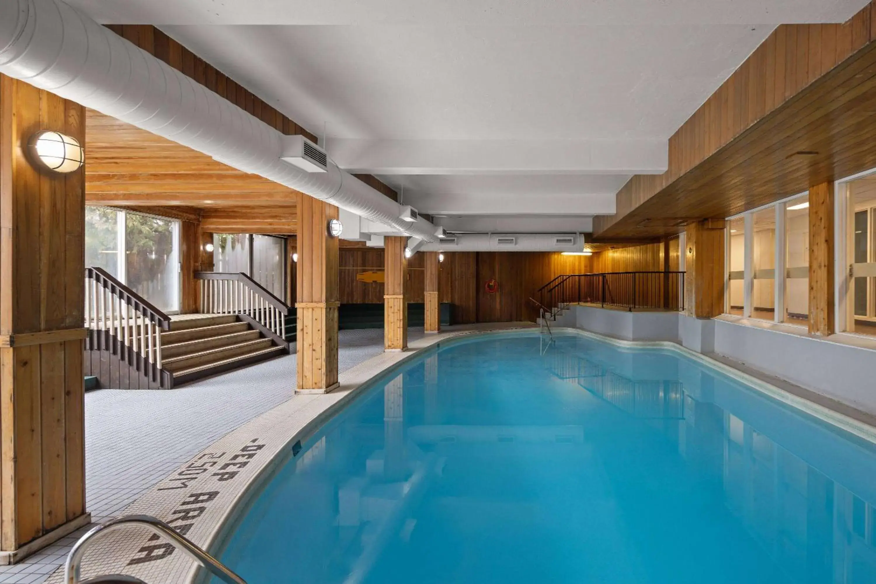 Swimming pool in Travelodge by Wyndham Thunder Bay ON Swimming pool in Travelodge by Wyndham Thunder Bay ON