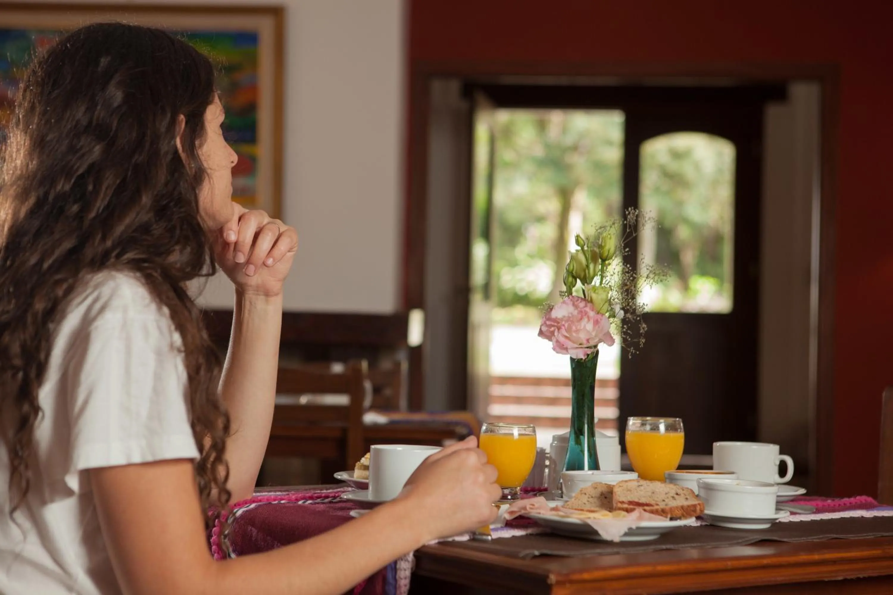 Restaurant/places to eat in Las Moras Hotel