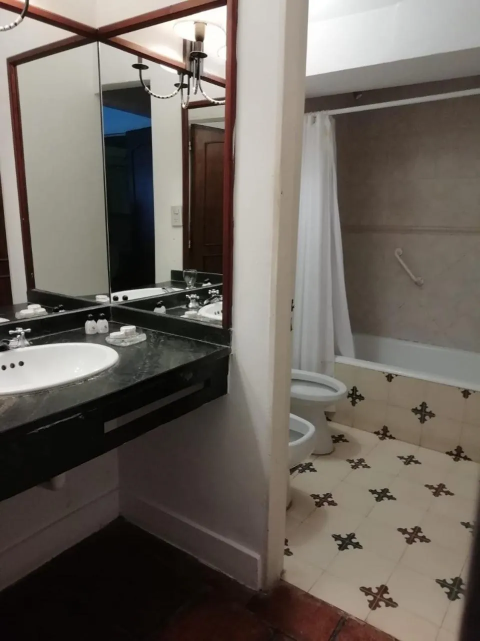 Shower in Las Moras Hotel