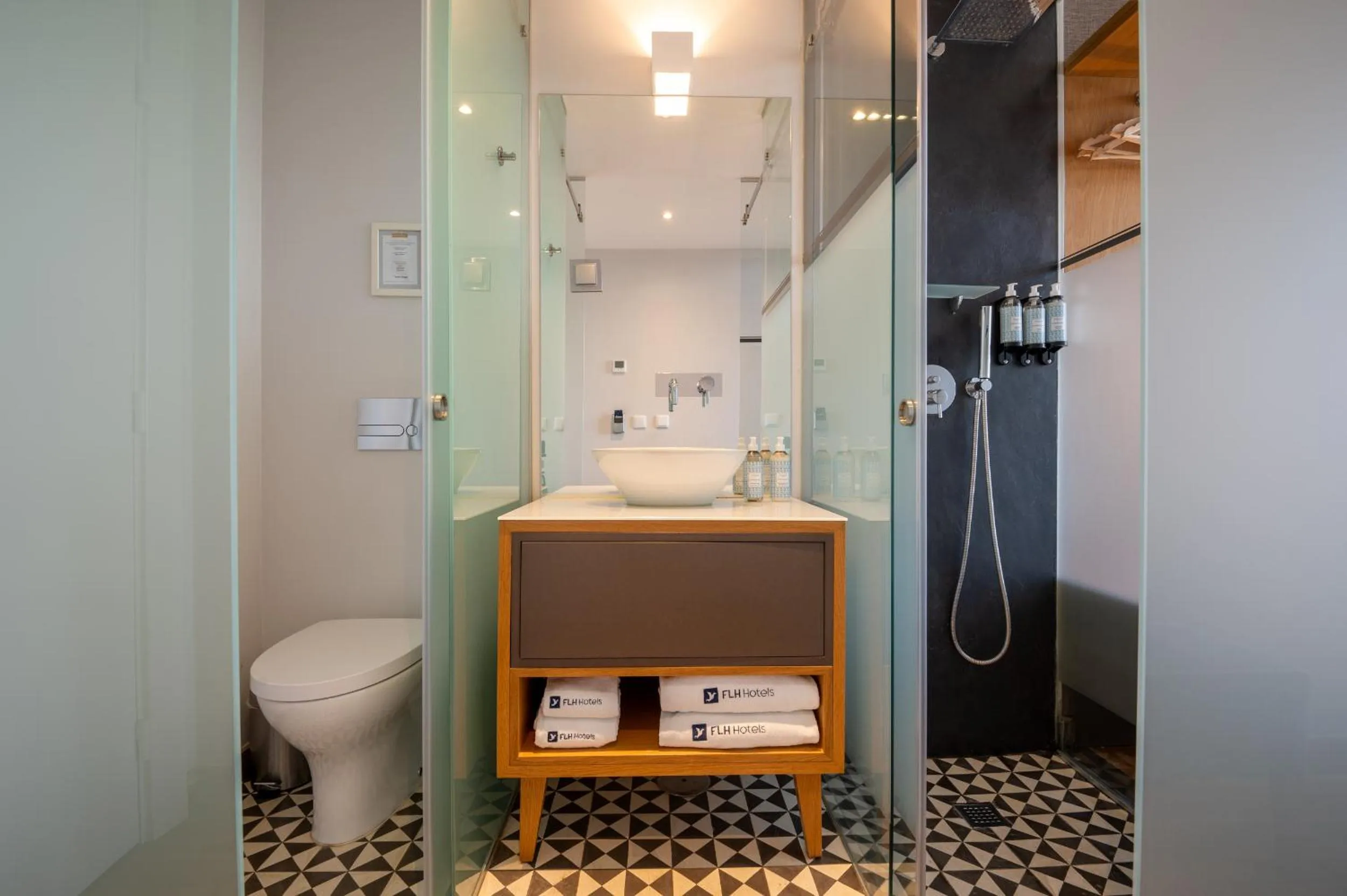 Bathroom in Santa Catarina FLH Suites