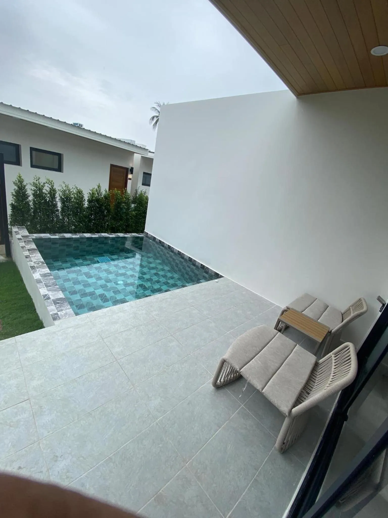 Swimming pool in Three Trees Samui Resort - Sarocha Villa