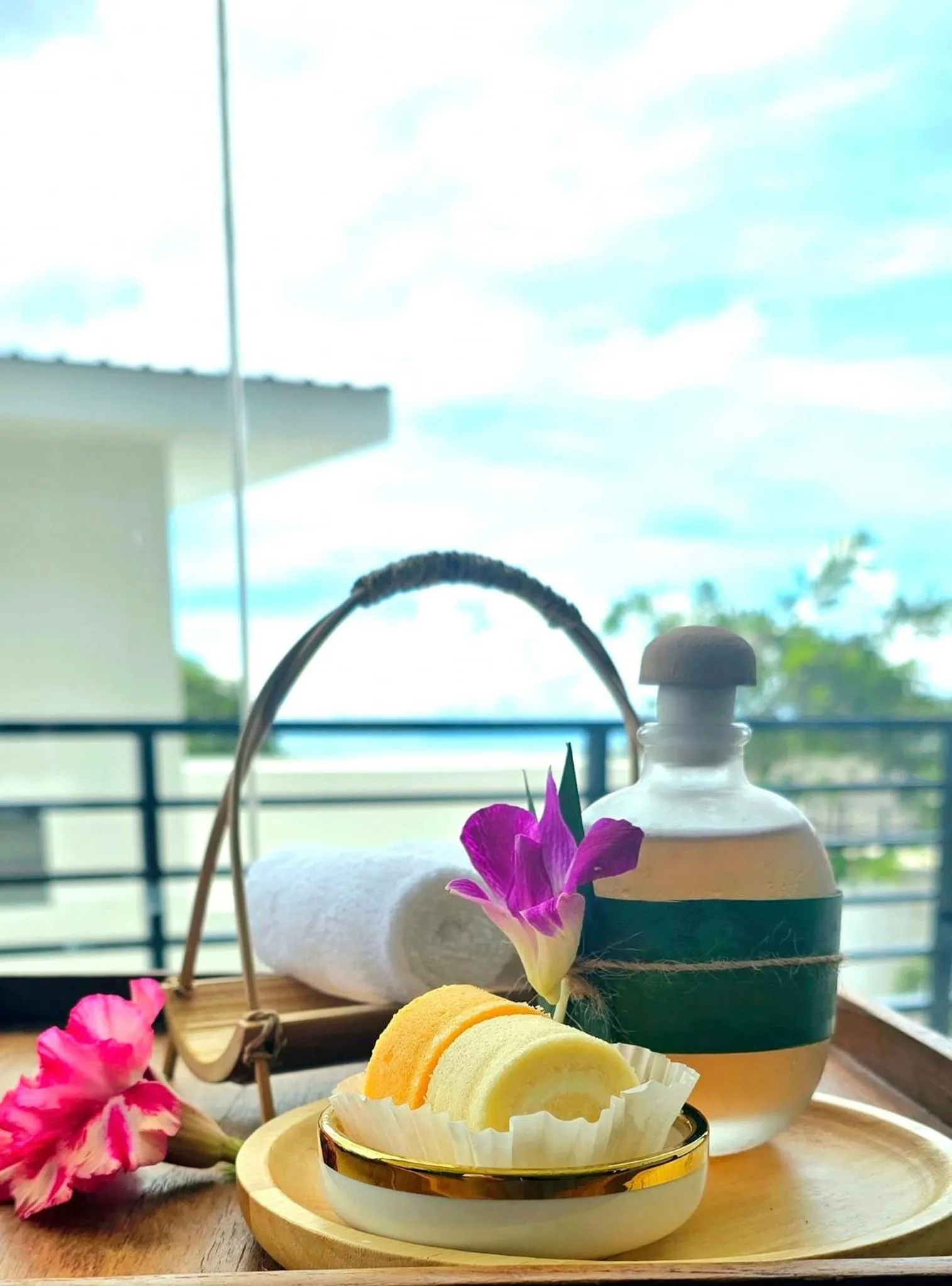 Lobby or reception in Three Trees Samui Resort - Sarocha Villa