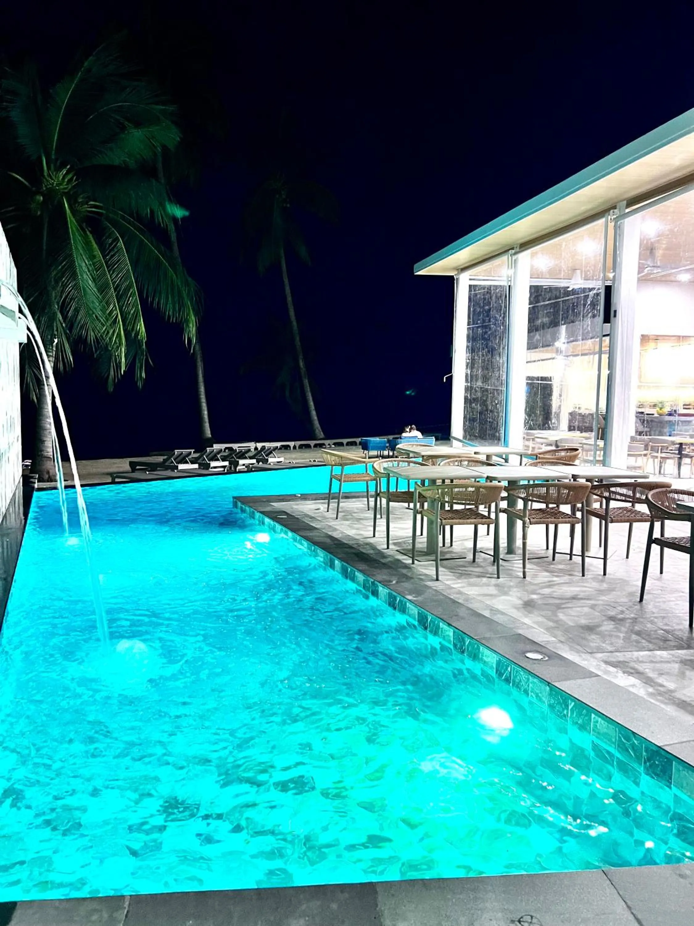 Night in Three Trees Samui Resort - Sarocha Villa