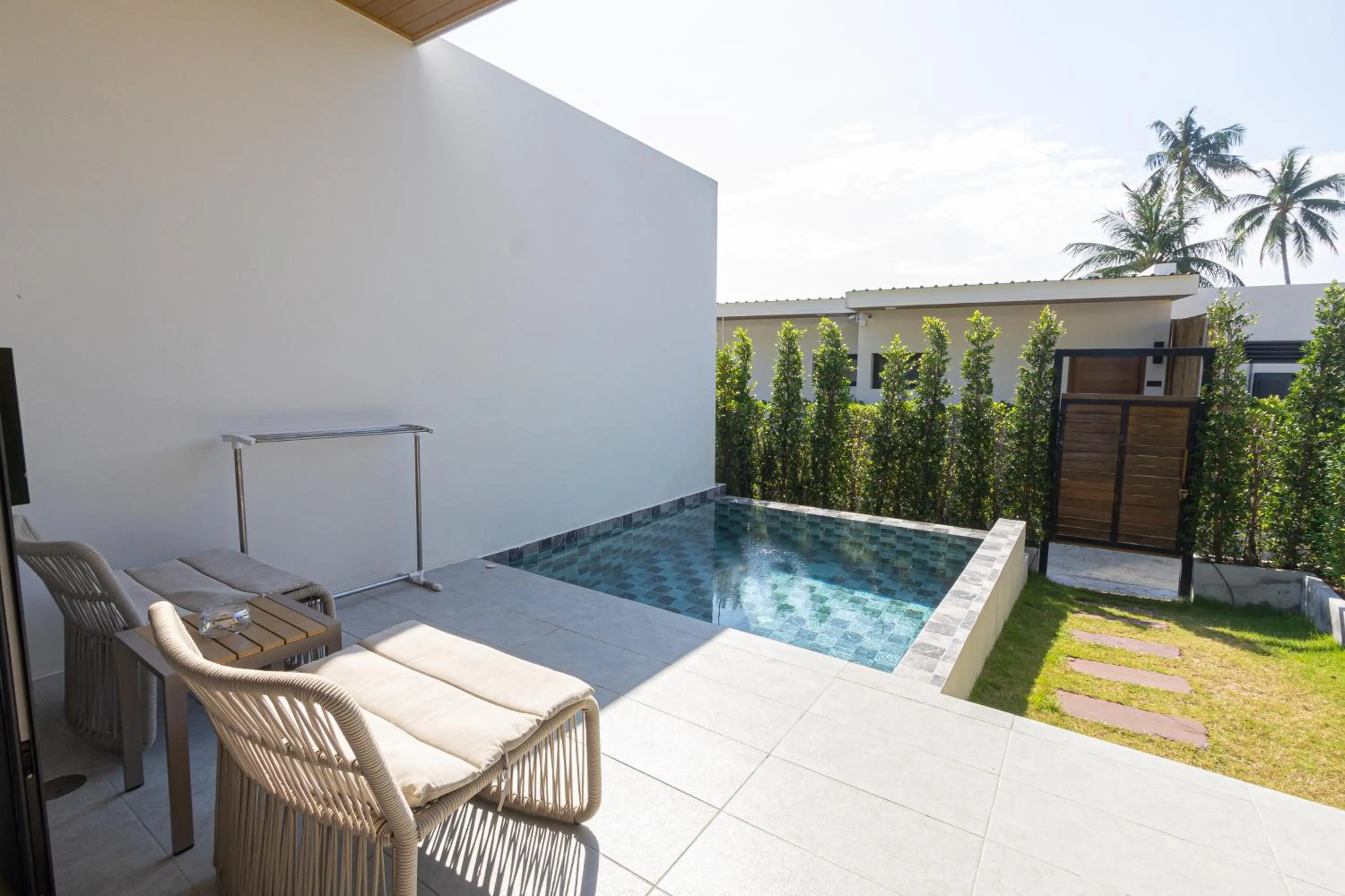 Swimming pool in Three Trees Samui Resort - Sarocha Villa