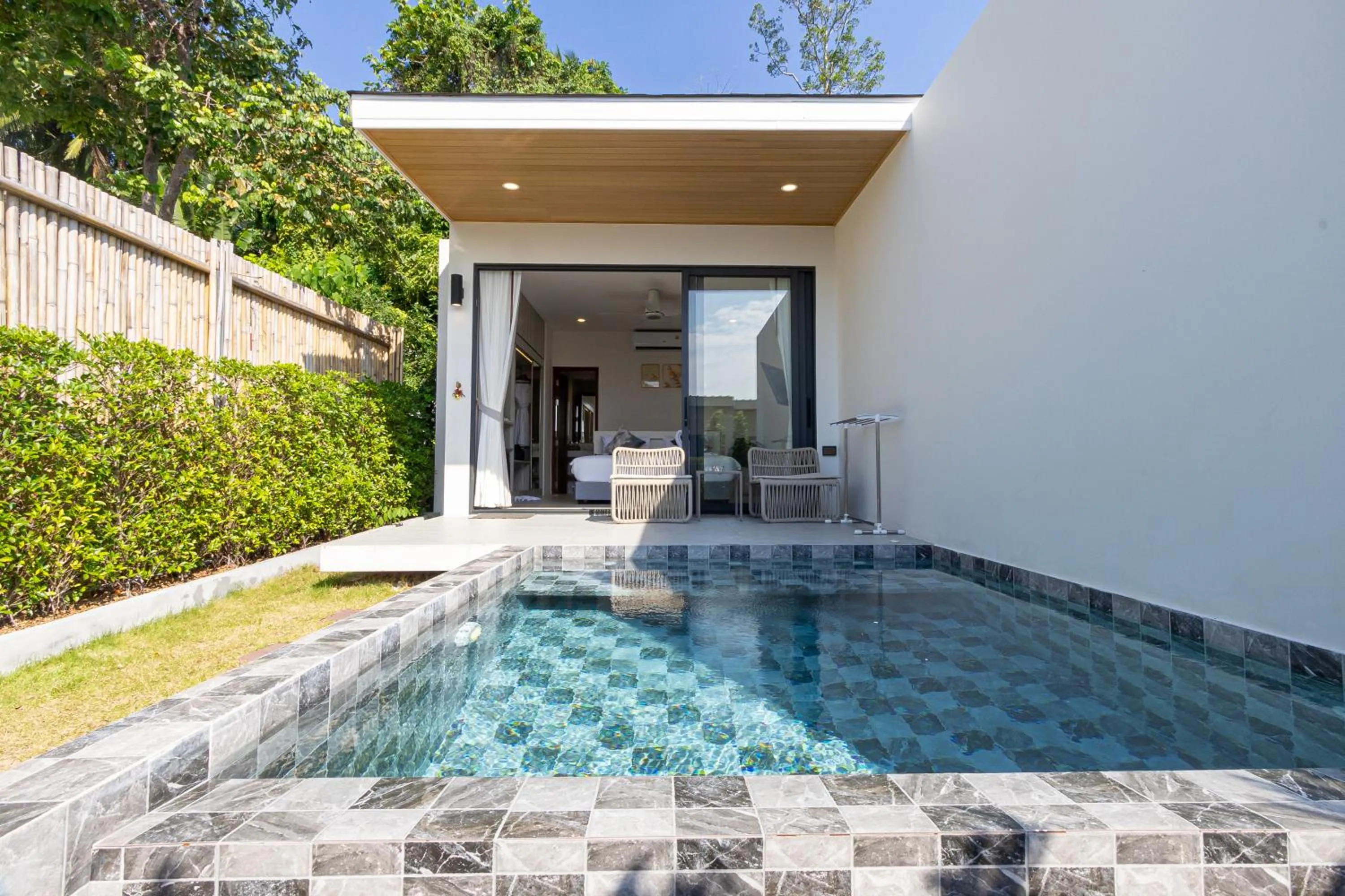 Property building in Three Trees Samui Resort - Sarocha Villa