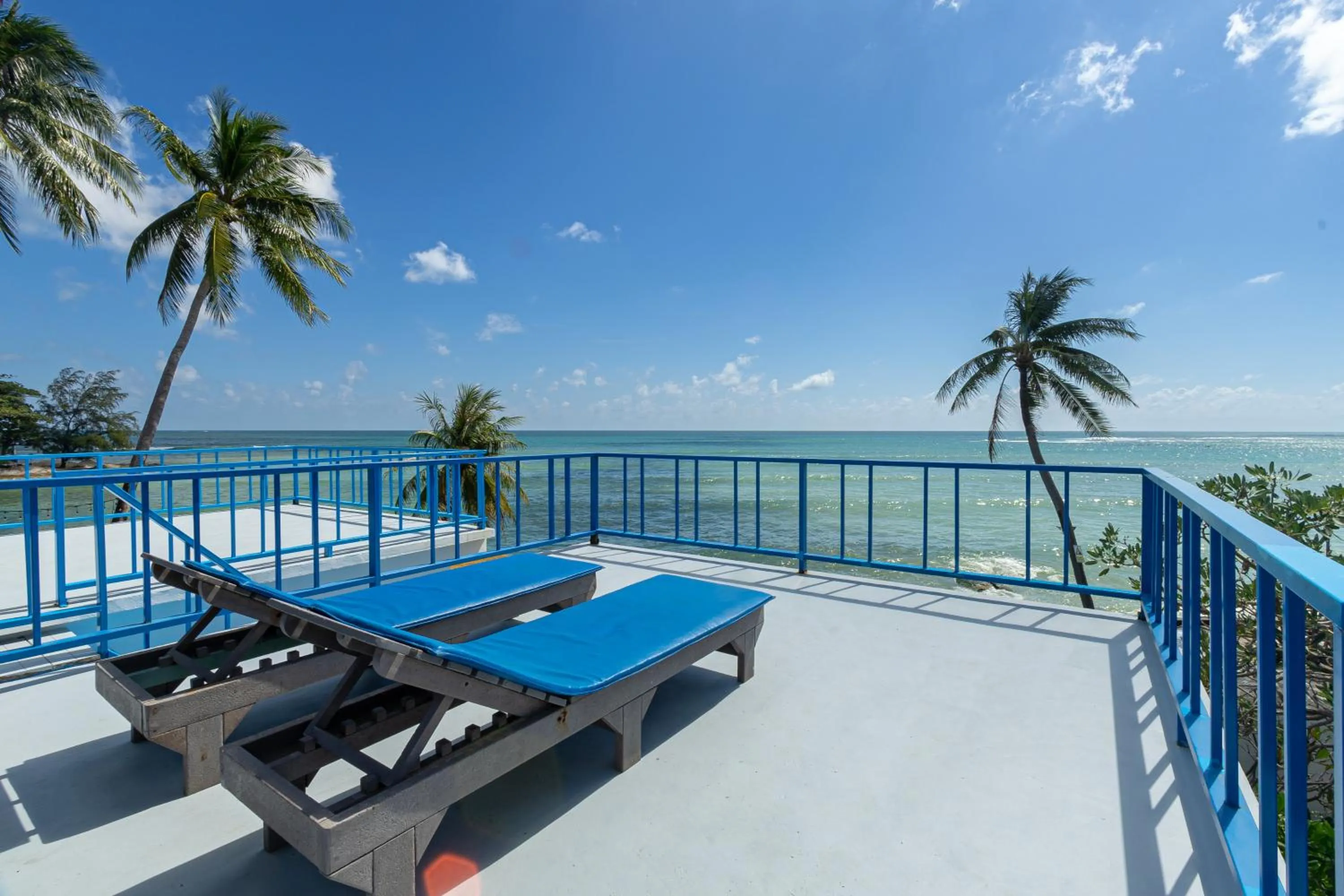 Balcony/Terrace in Three Trees Samui Resort - Sarocha Villa