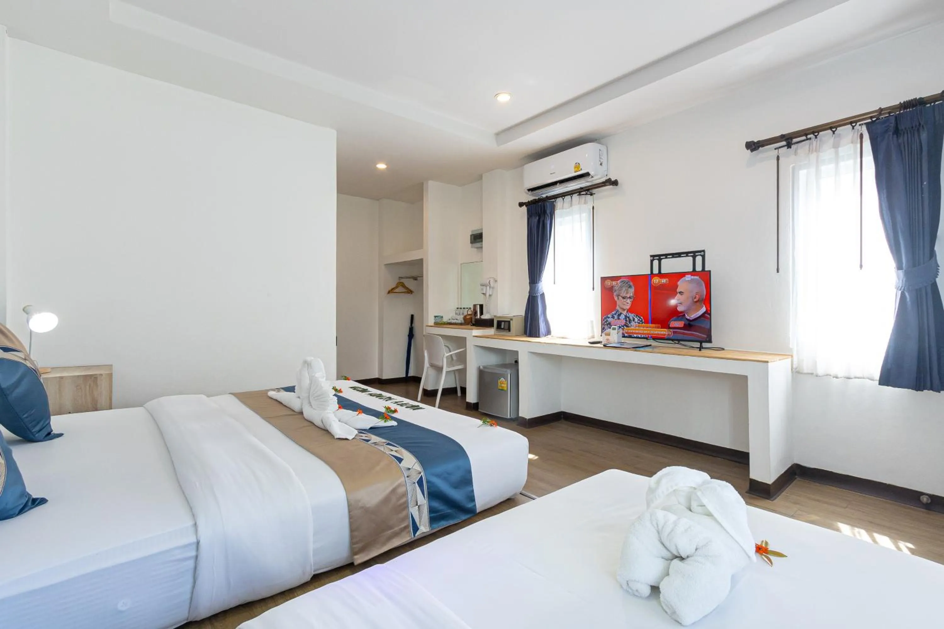 Property building, Bed in Three Trees Samui Resort - Sarocha Villa