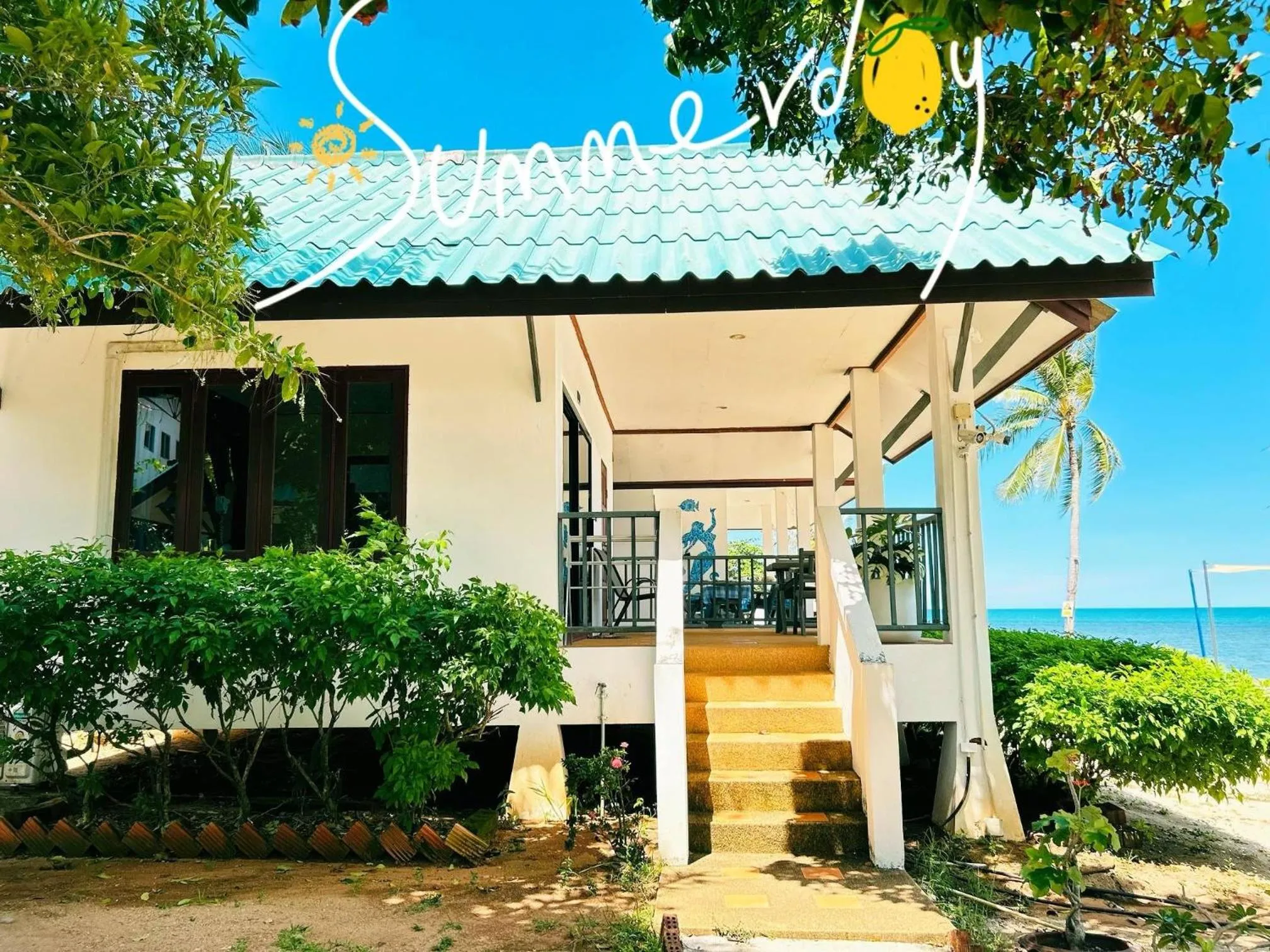 Property building in Three Trees Samui Resort - Sarocha Villa