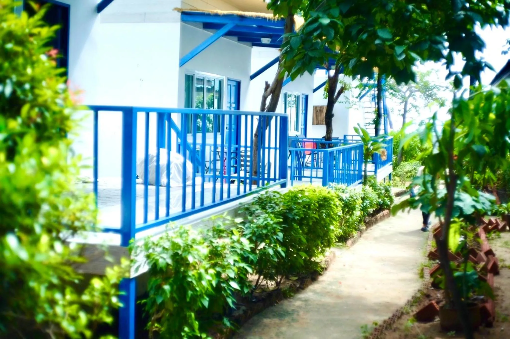 Property building in Three Trees Samui Resort - Sarocha Villa