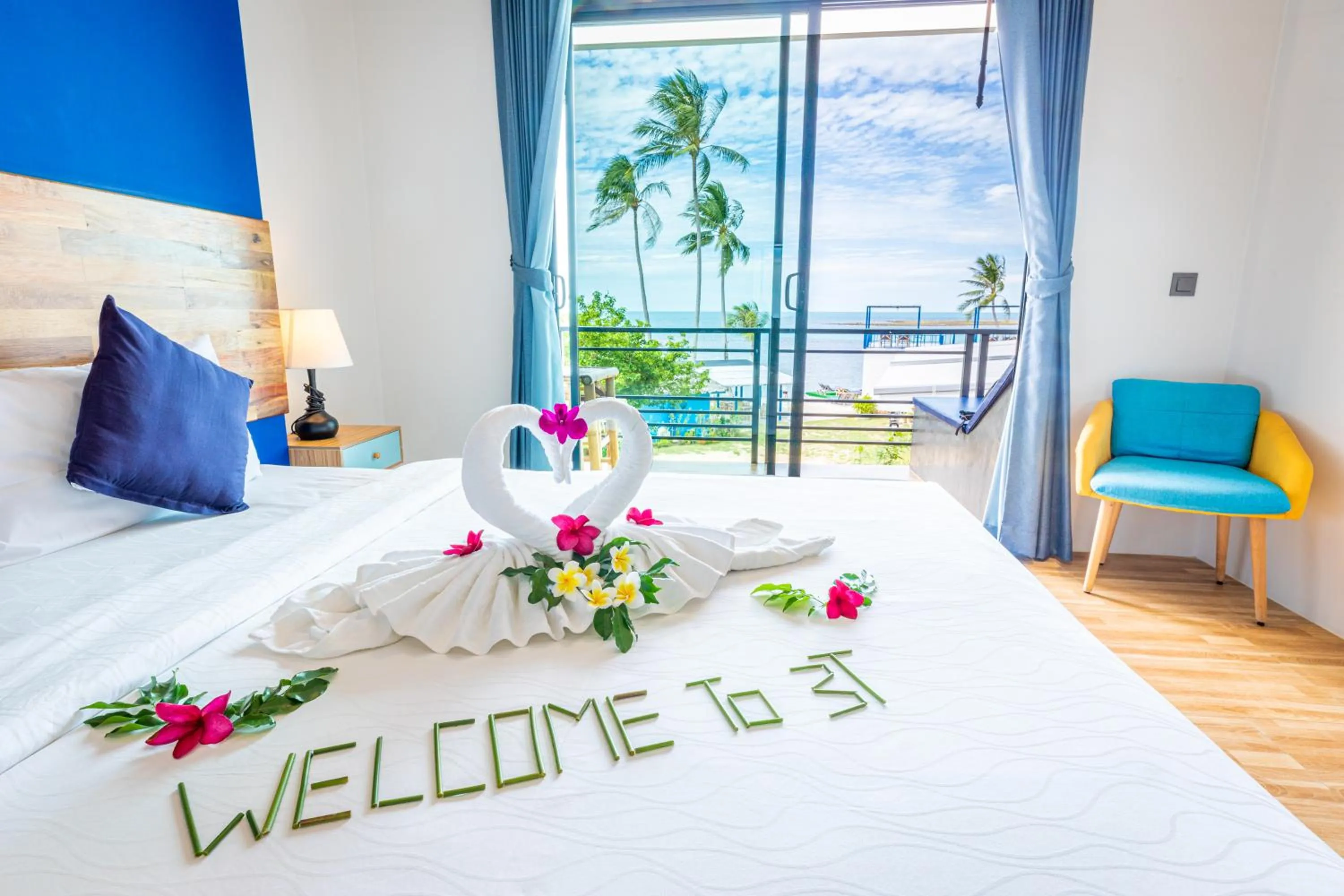 View (from property/room), Bed in Three Trees Samui Resort - Sarocha Villa