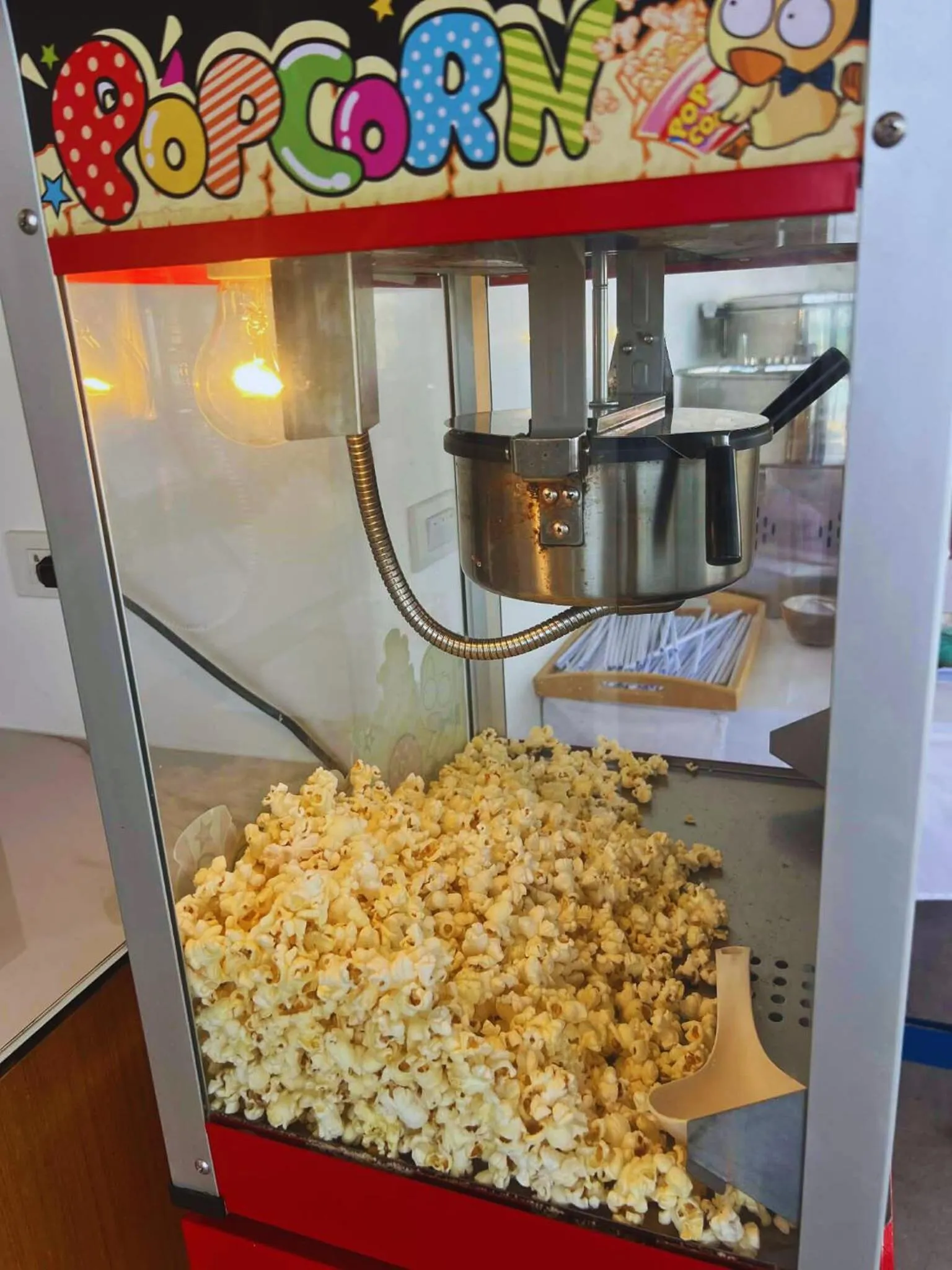 Food and drinks in Three Trees Samui Resort - Sarocha Villa