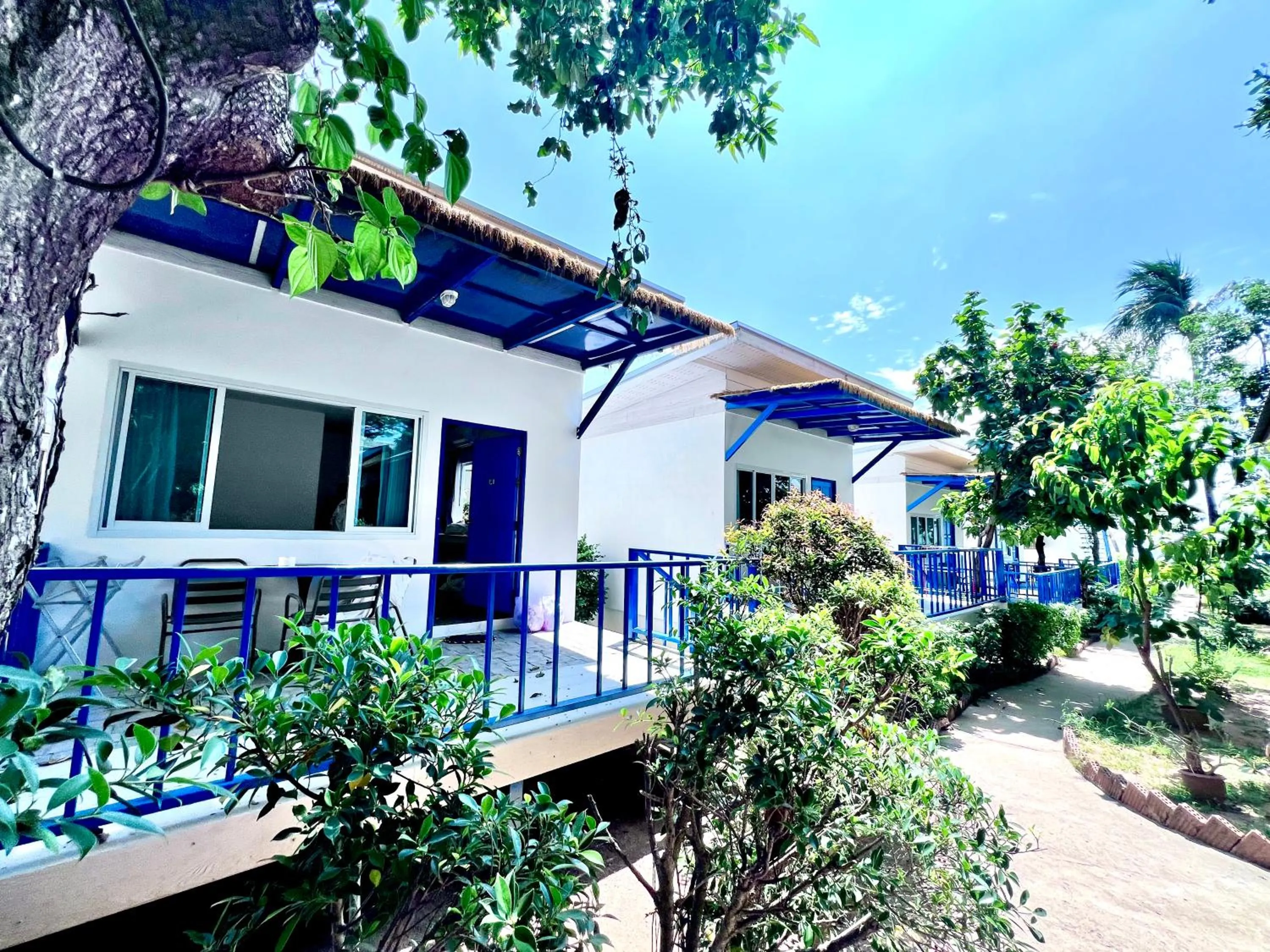 Balcony/Terrace in Three Trees Samui Resort - Sarocha Villa