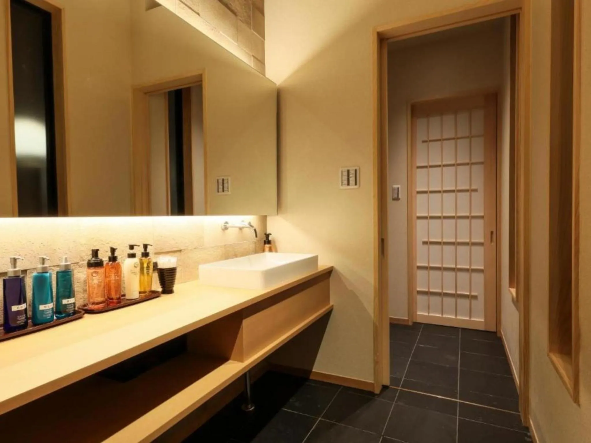 Bathroom in Arima Hot Spring Ryokan Hanamusubi