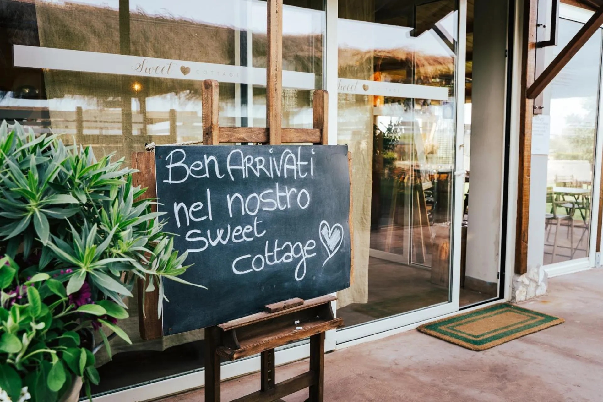 Decorative detail in Agriturismo Sweet Cottage