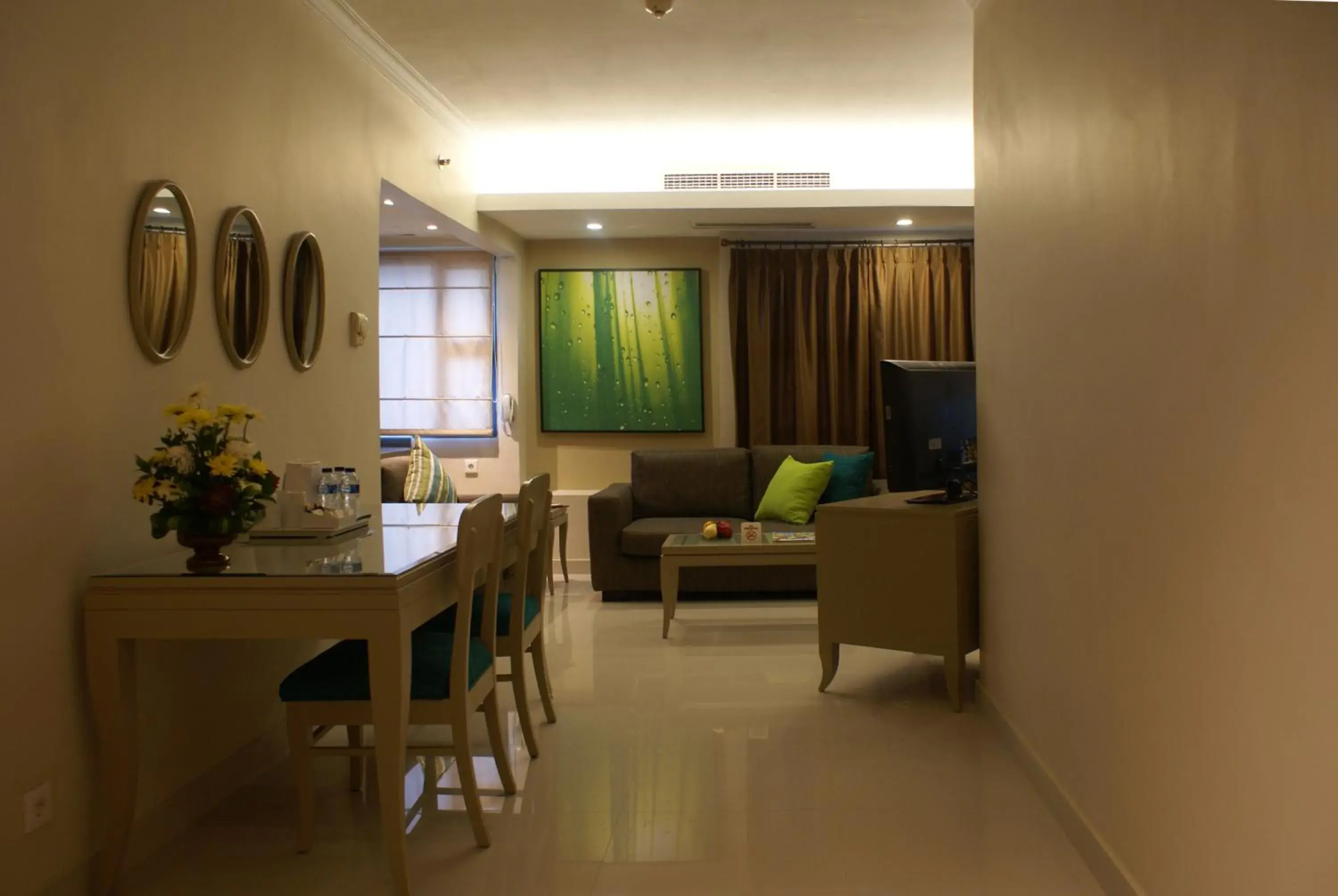 Dining Area in Grand Tropic Suites Hotel