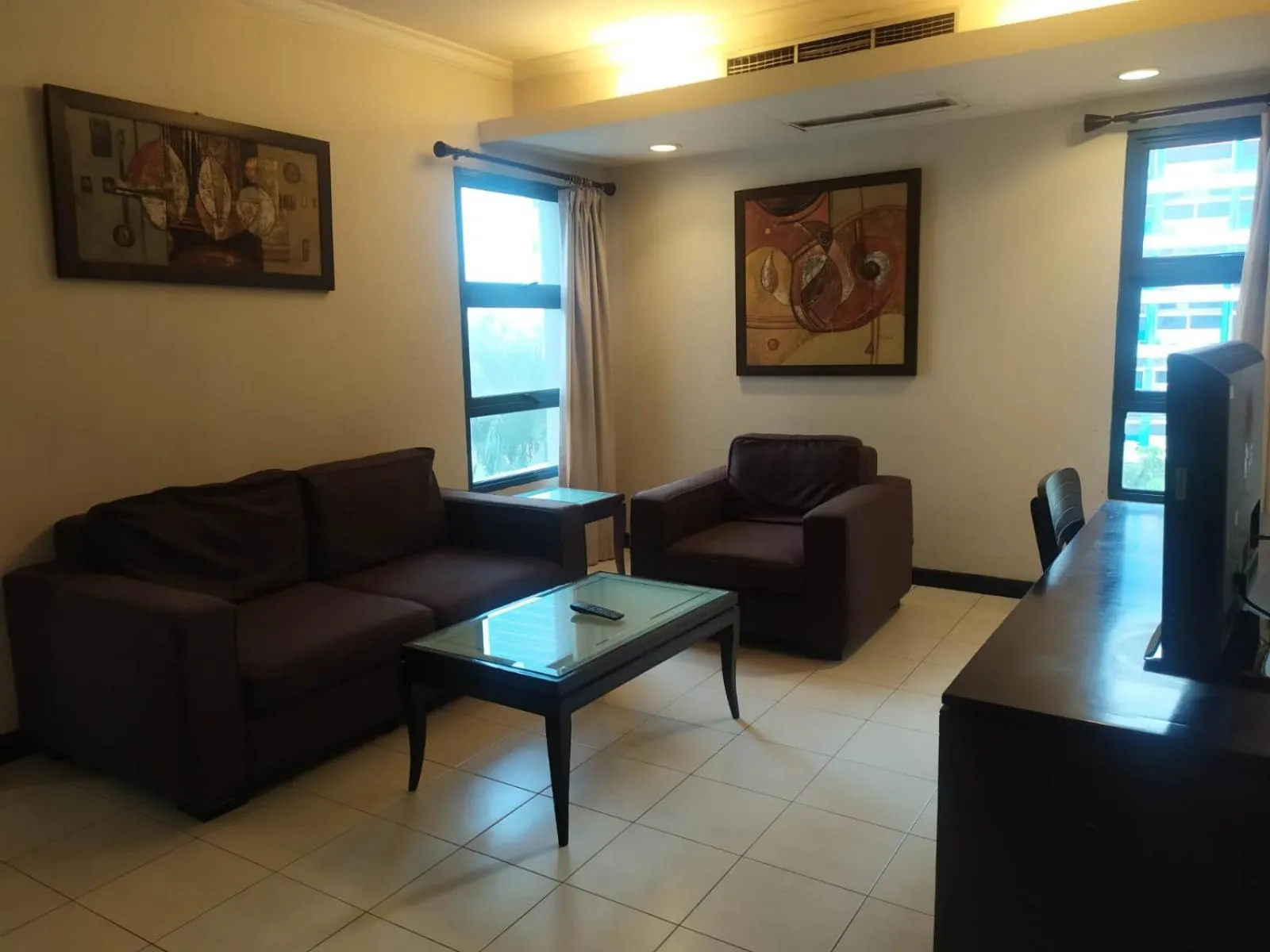 Grand Tropic Suites Hotel