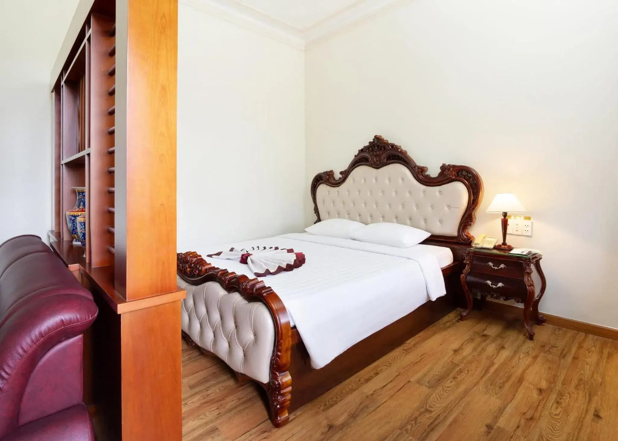 Bed in Victory Sai Gon Hotel Bed in Victory Sai Gon Hotel