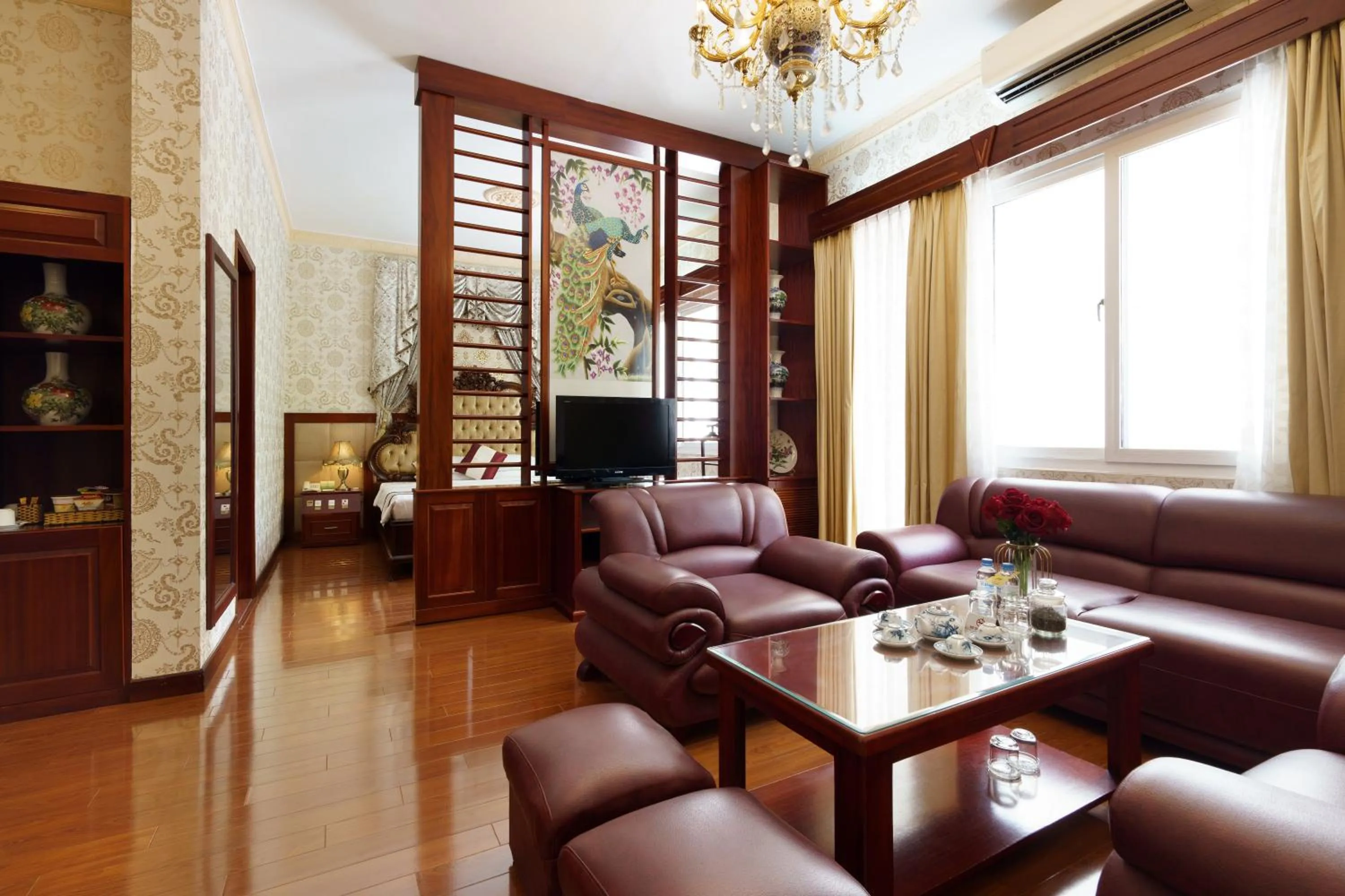 Living room in Victory Sai Gon Hotel