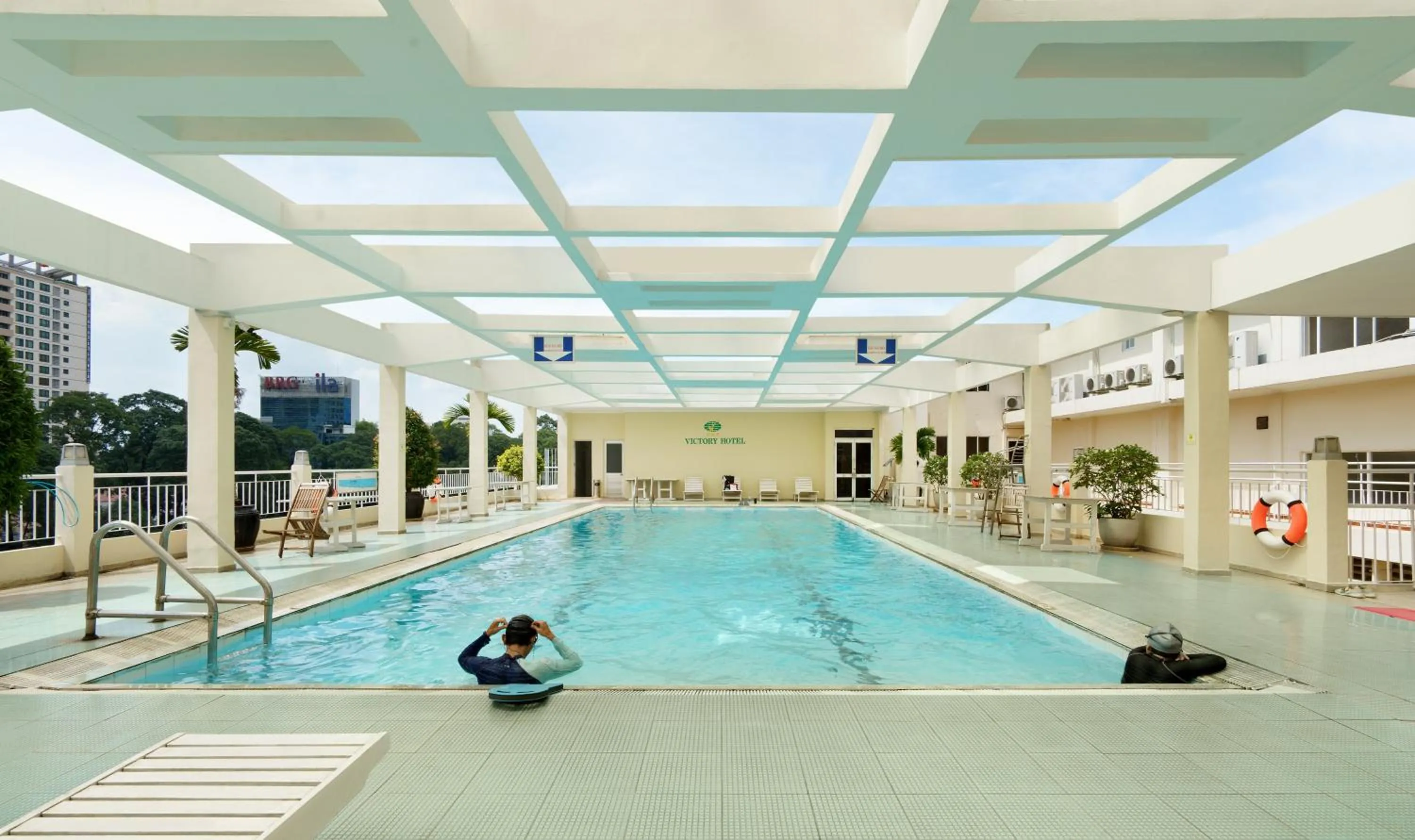 Swimming pool in Victory Sai Gon Hotel
