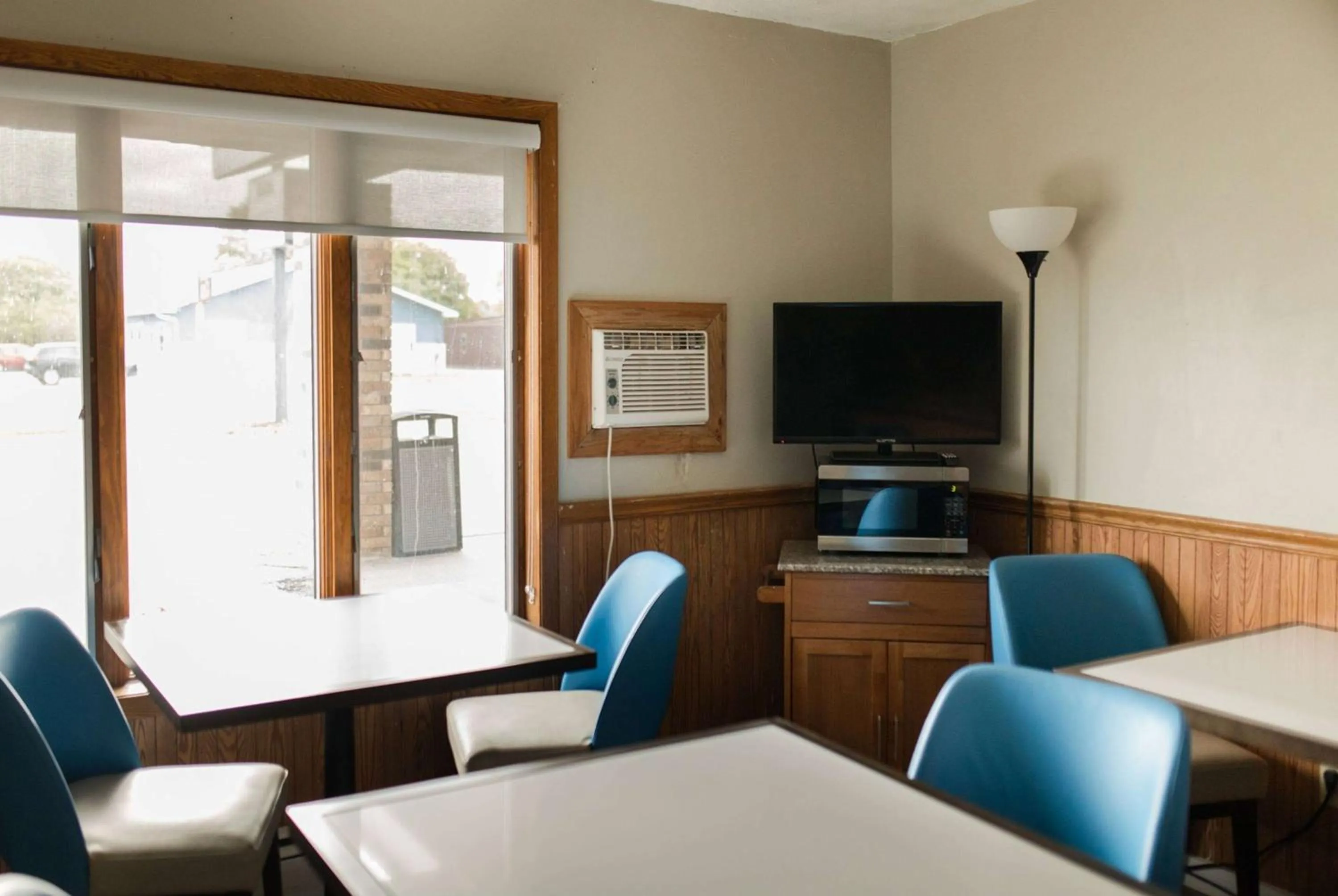 Breakfast in Travelodge by Wyndham Escanaba