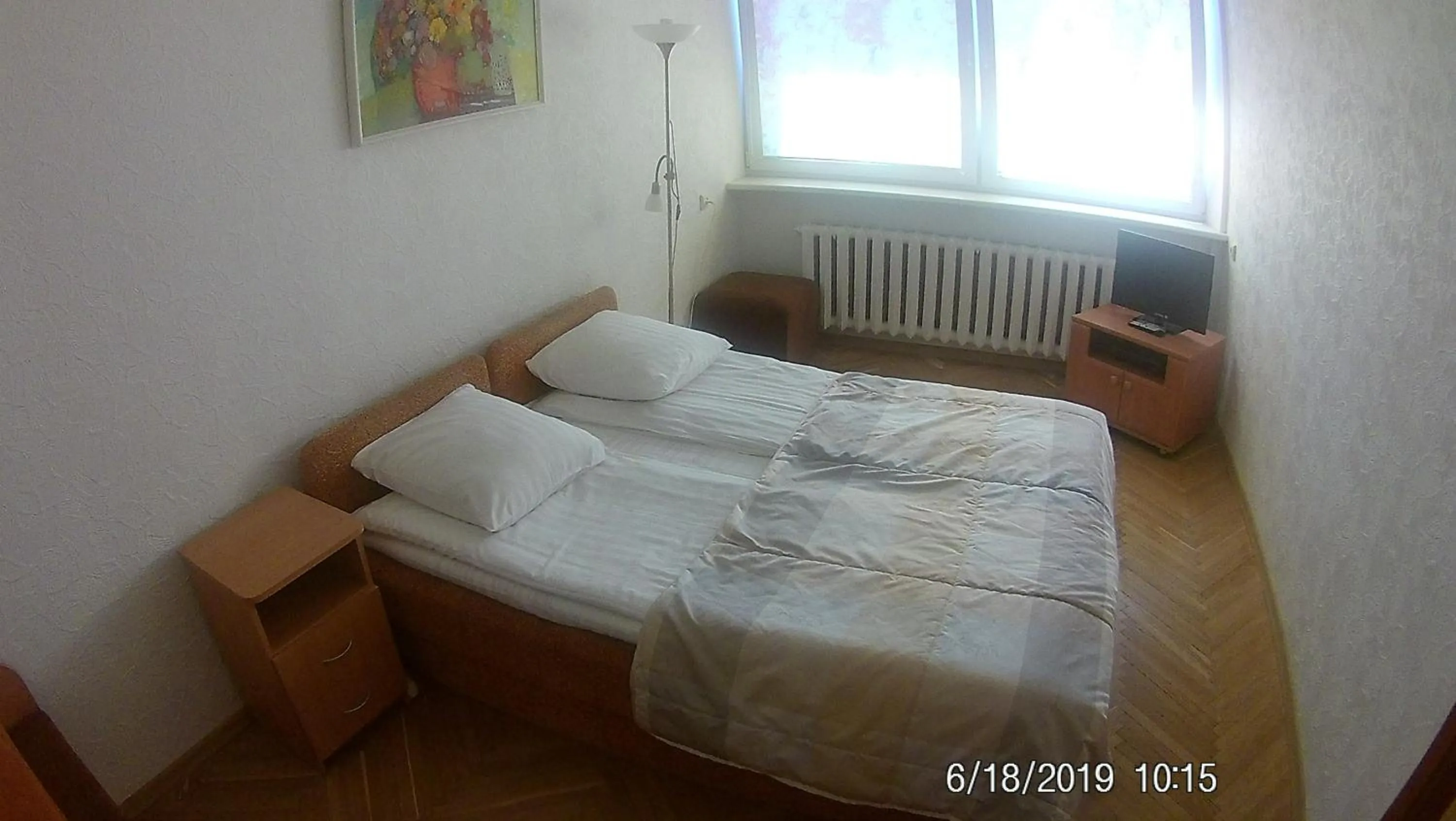 Bedroom, Bed in Family