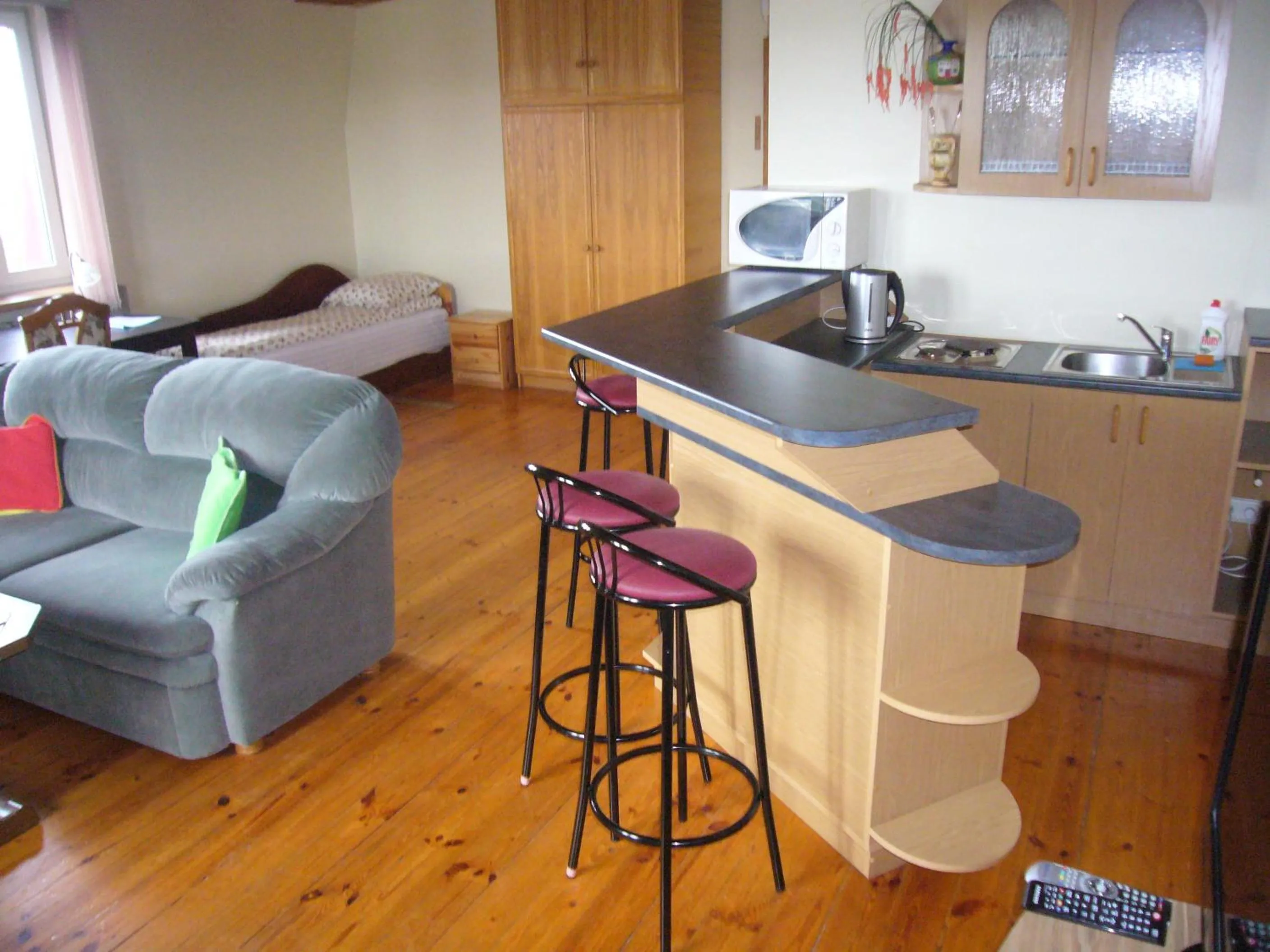 Kitchen or kitchenette in Family