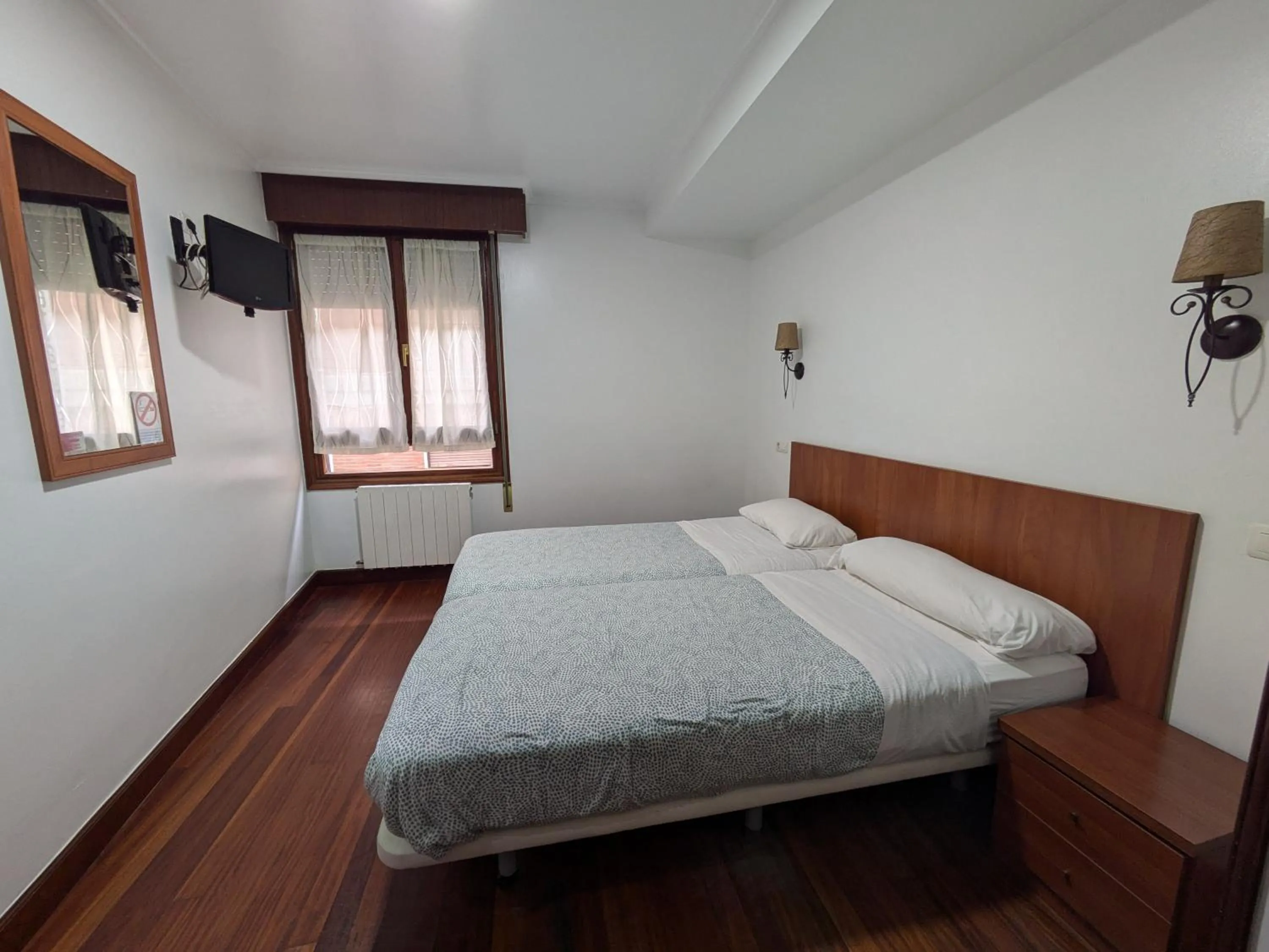 Twin Room in Akelarre Ostatua