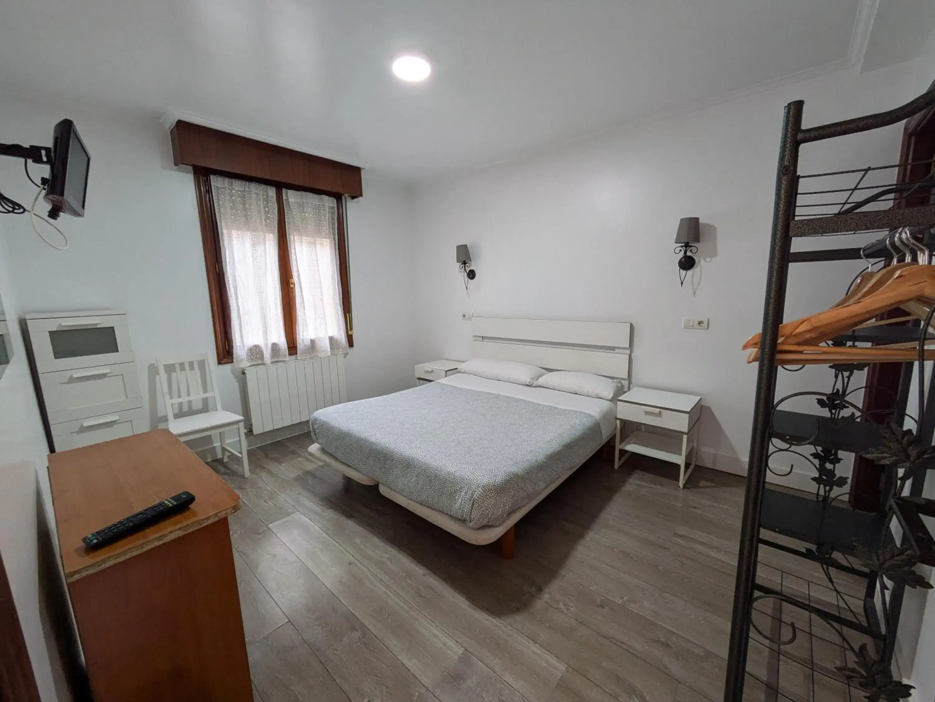 Double Room in Akelarre Ostatua Double Room in Akelarre Ostatua