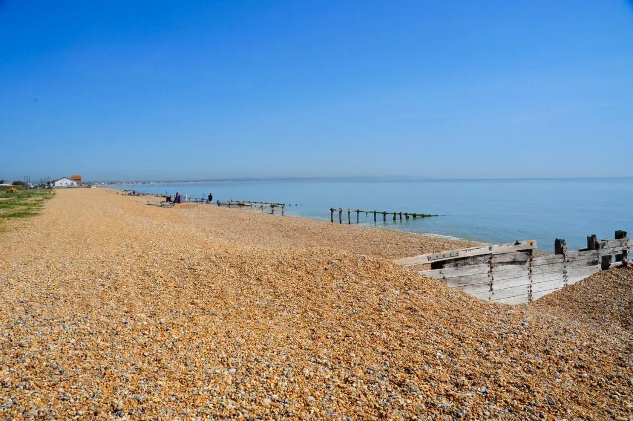 LUXURY BEACHFRONT OUTSTANDING 2 bedroom APARTMENT LUXURY BEACHFRONT OUTSTANDING 2 bedroom APARTMENT