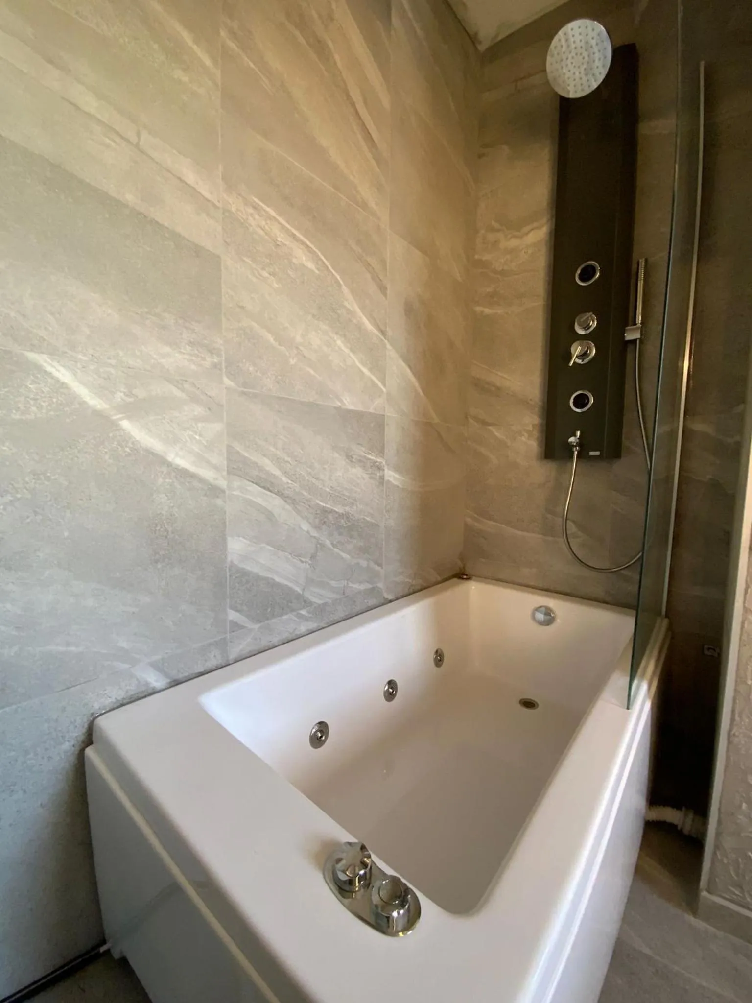 Bathroom in Eva Otel