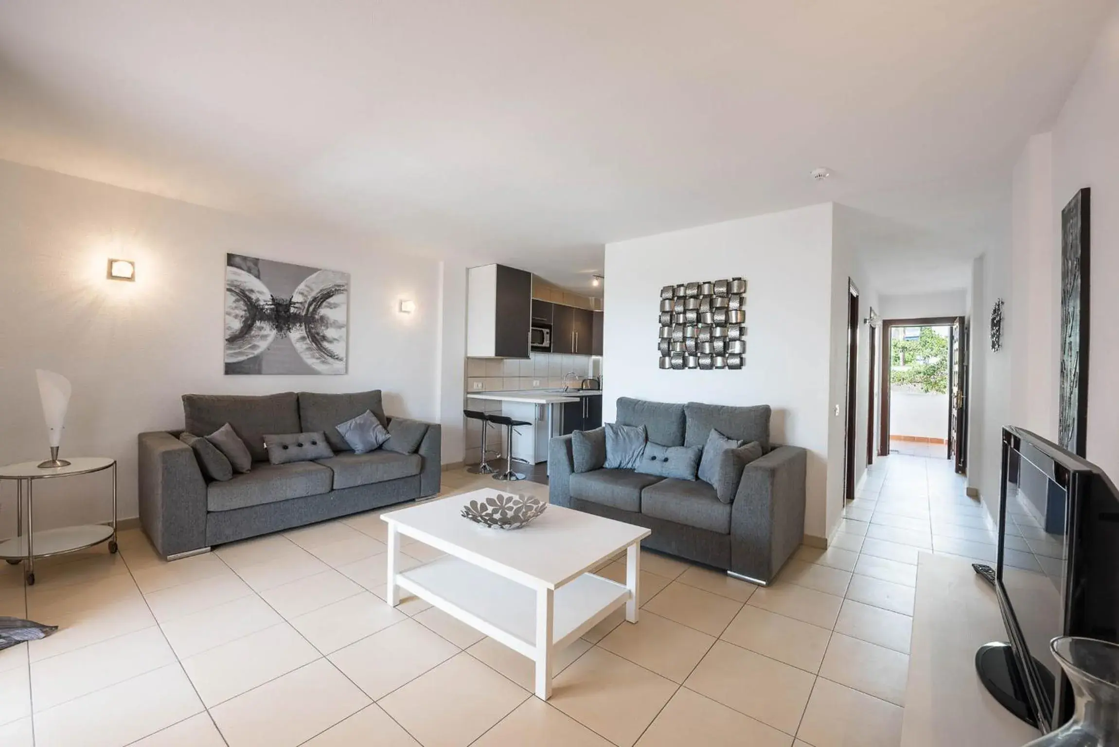 Living room in Paloma Beach Apartments Living room in Paloma Beach Apartments