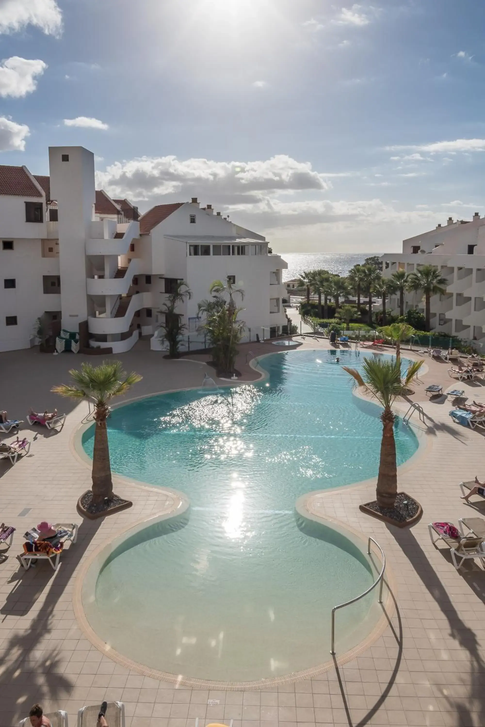 Pool view in Paloma Beach Apartments Pool view in Paloma Beach Apartments