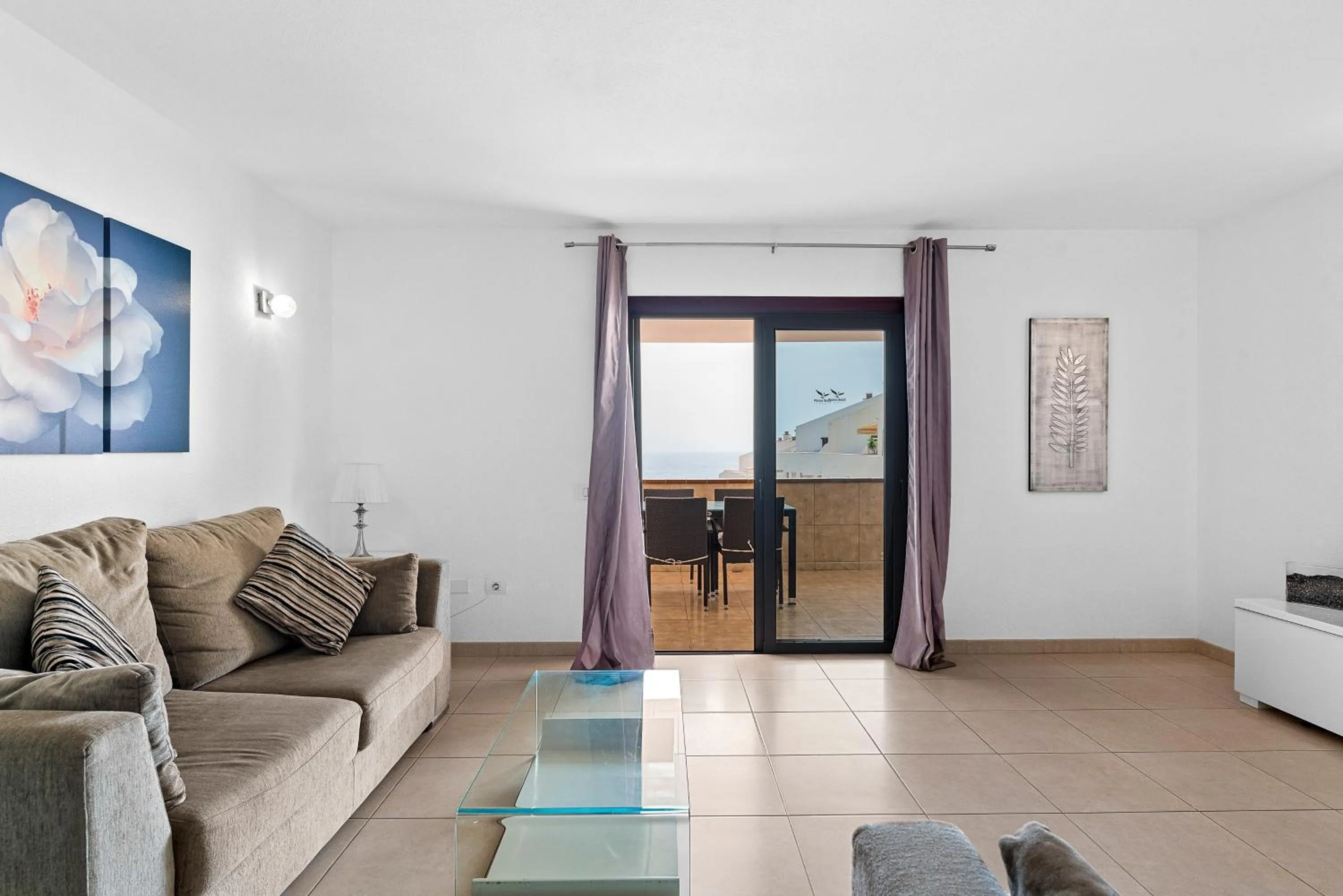 Living room in Paloma Beach Apartments