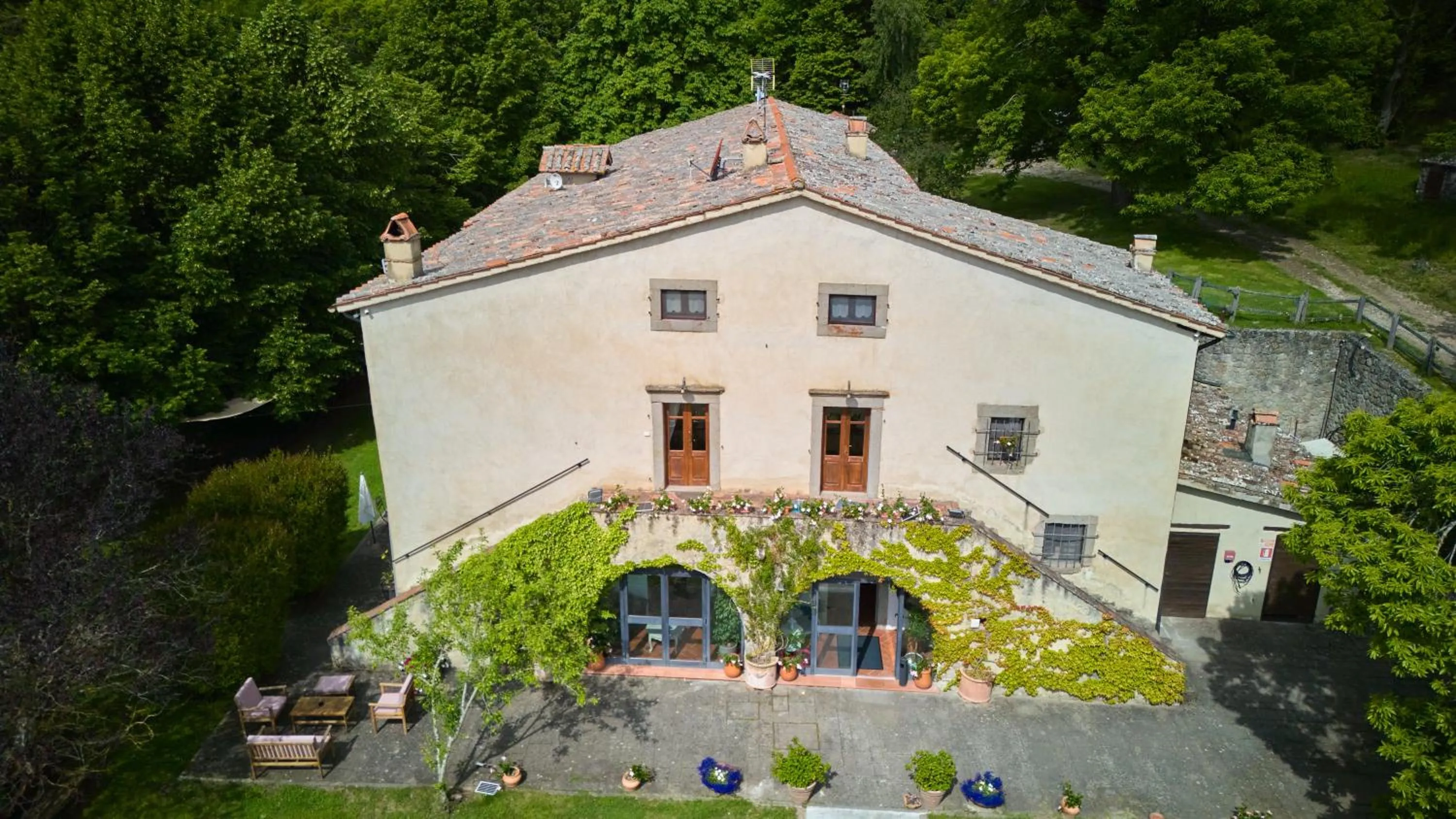 Property building in Relais San Lorenzo