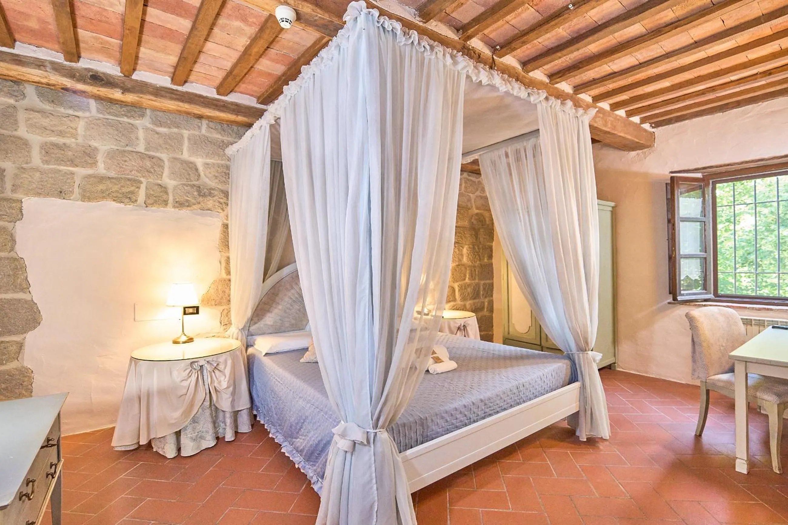 Photo of the whole room, Bed in Relais San Lorenzo