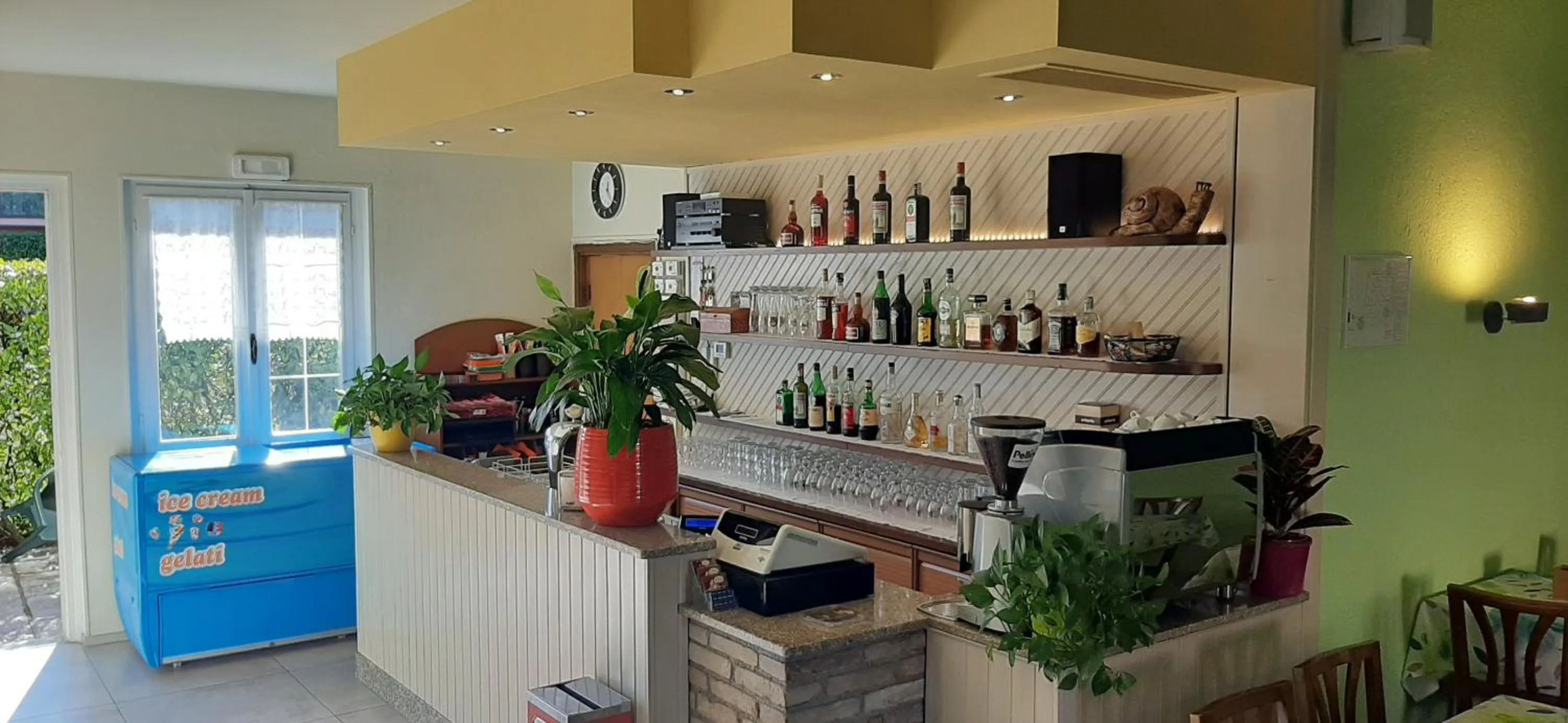 Lounge or bar in Albergo La Quiete