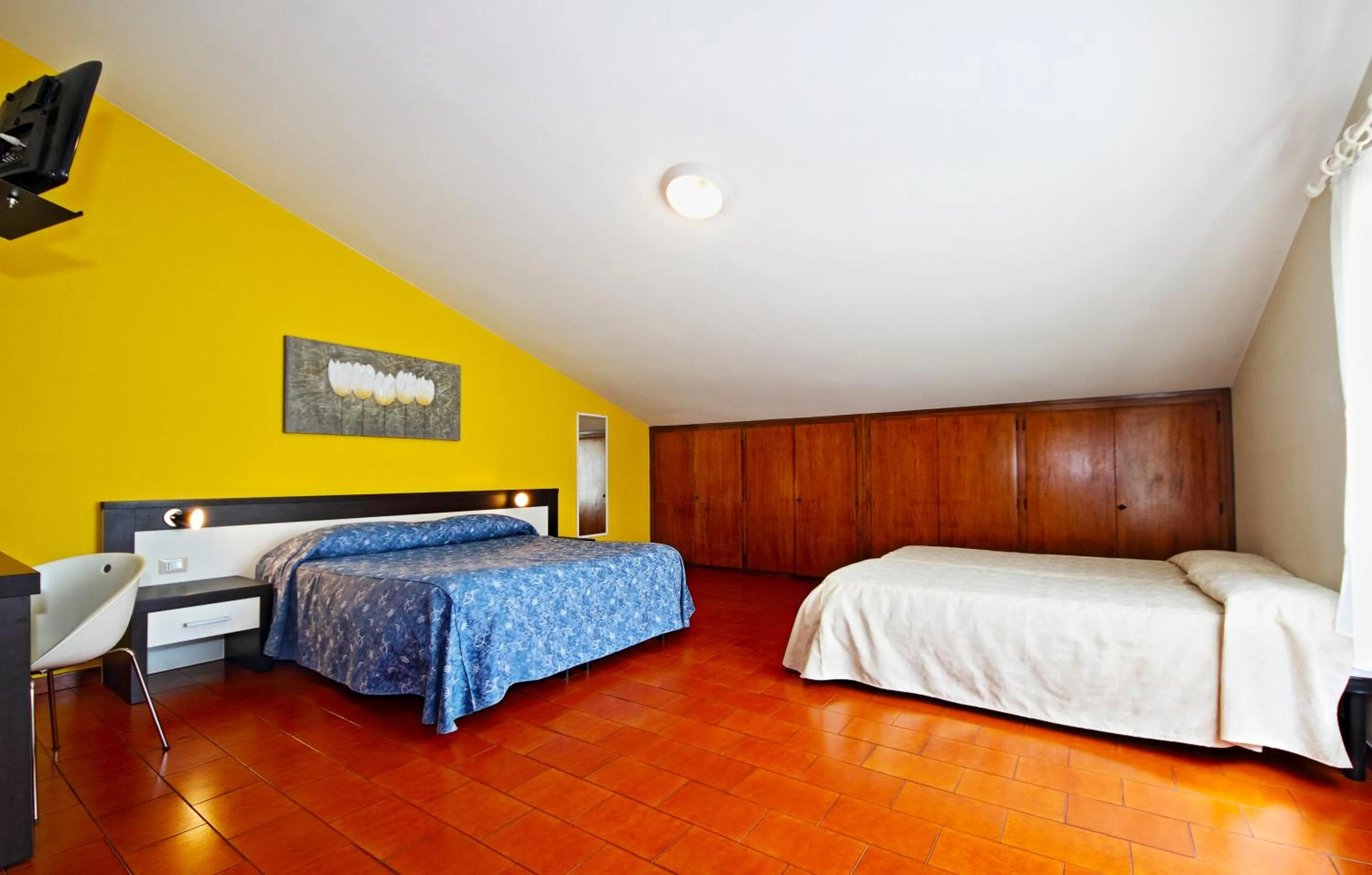 Photo of the whole room, Bed in Albergo La Quiete