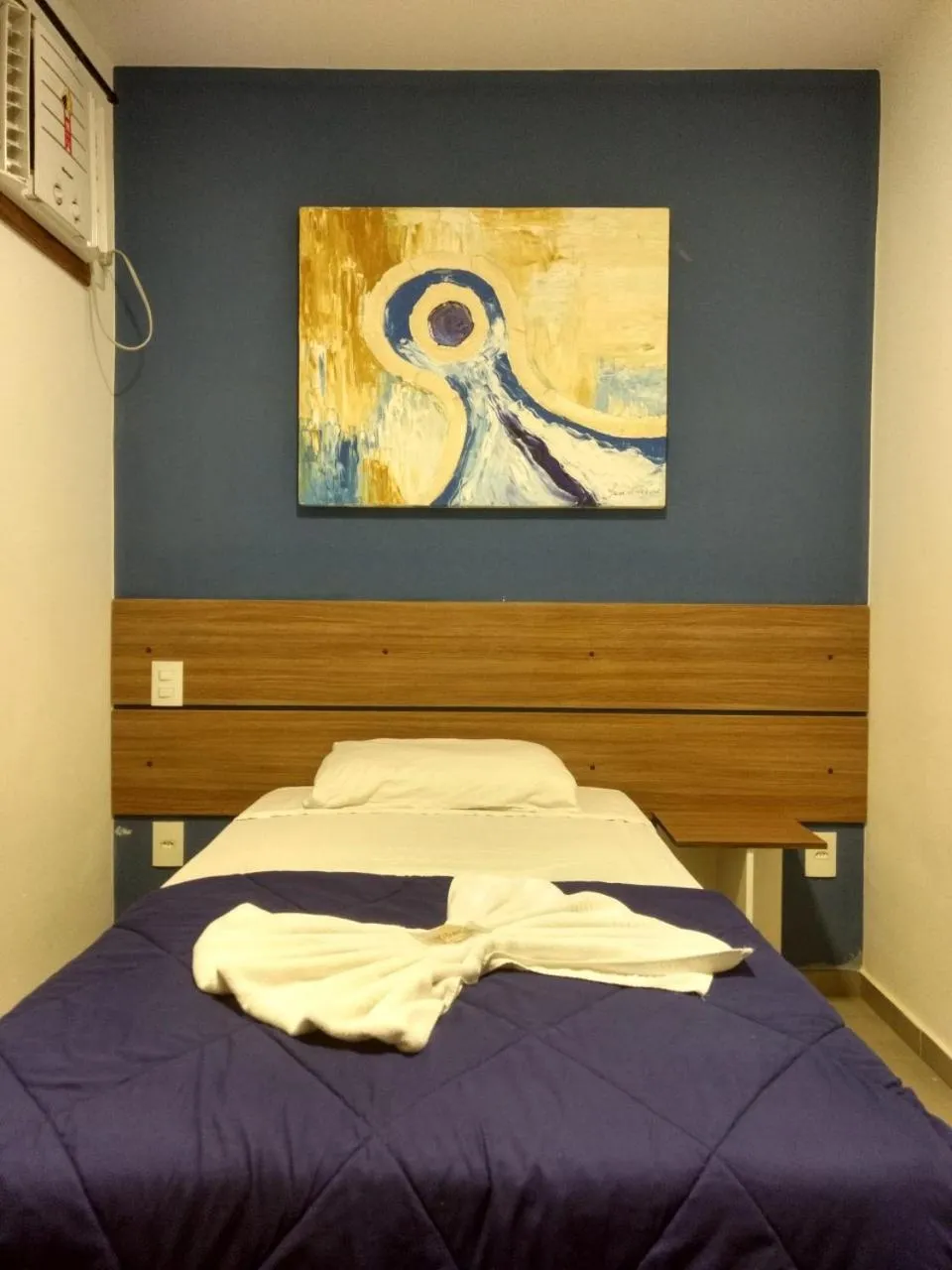 Bed in Itacuruçá Inn