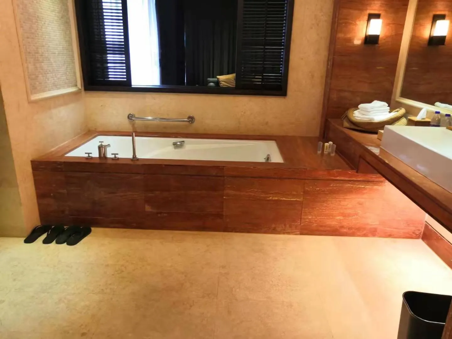 Bathroom in InterContinental Huizhou