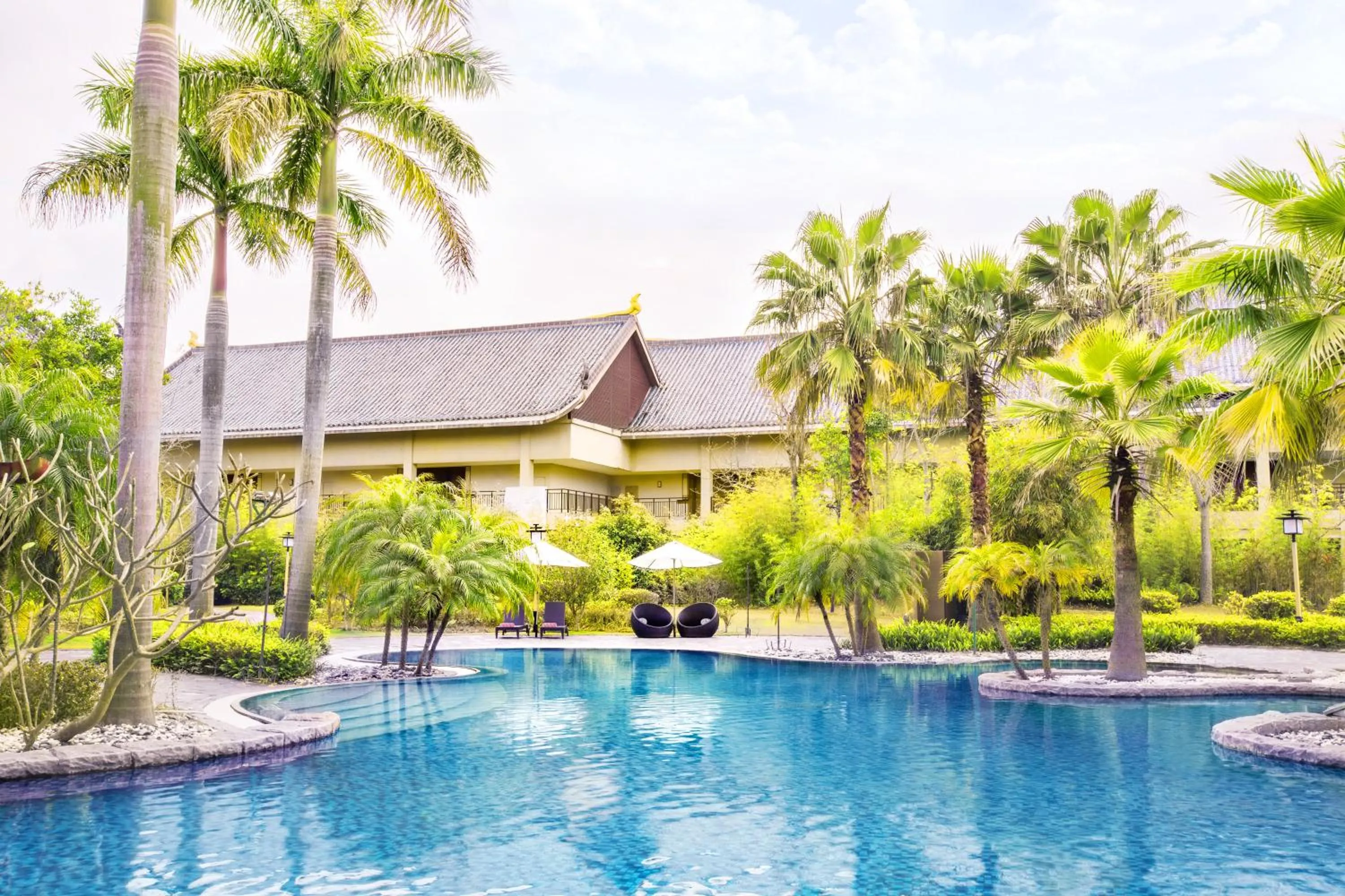 Swimming Pool in InterContinental Huizhou