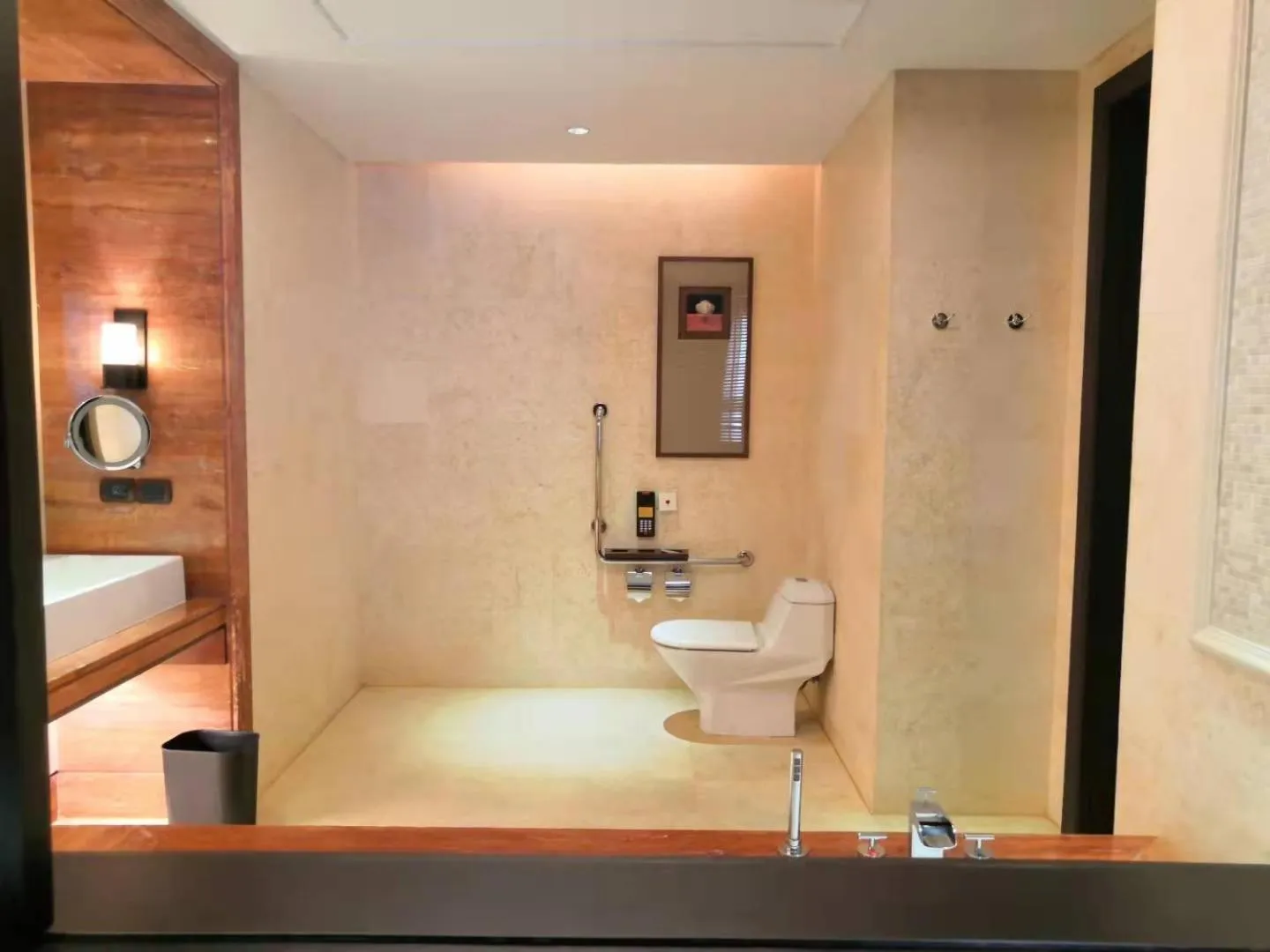 Toilet, Bathroom in InterContinental Huizhou