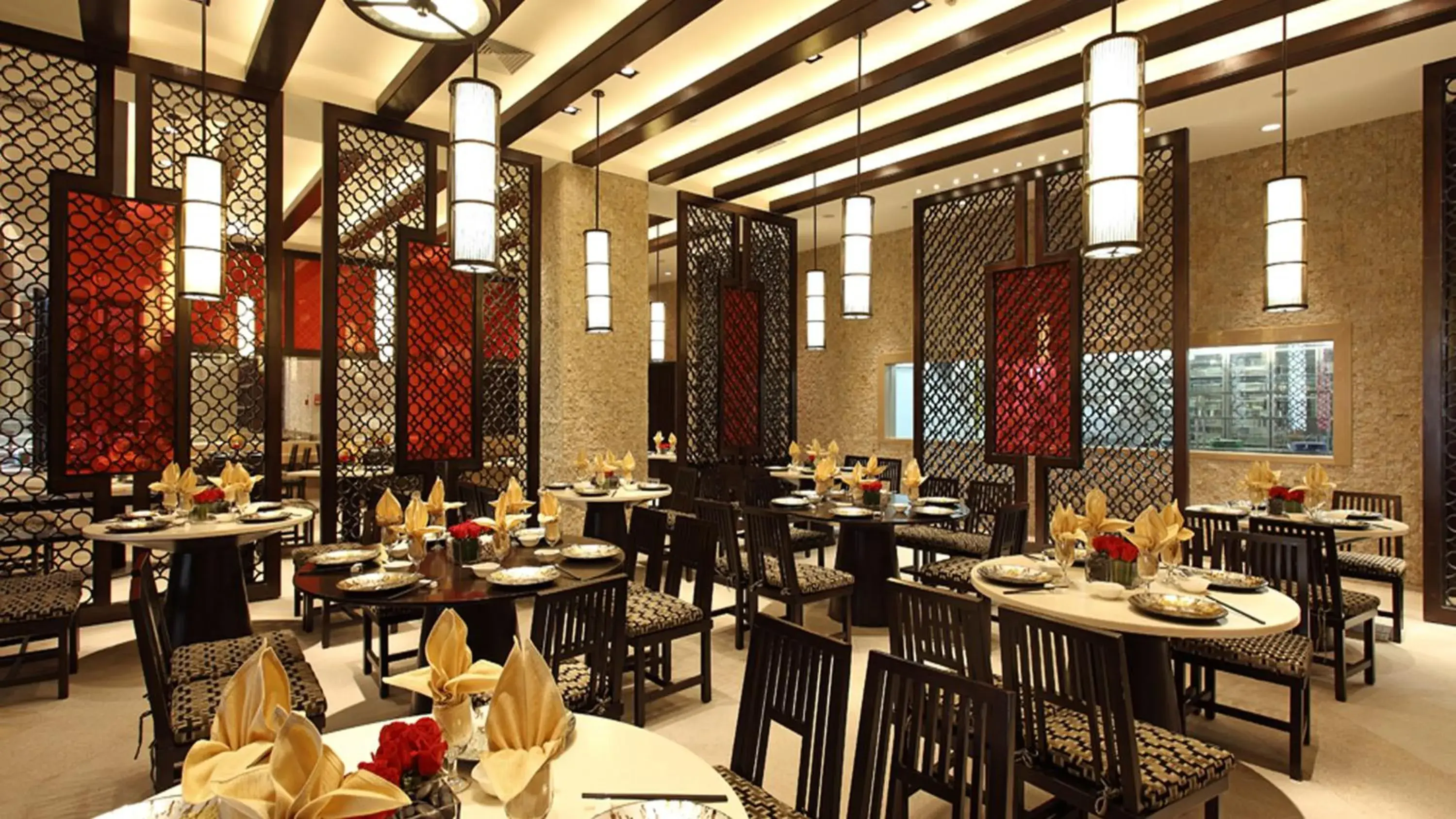 Restaurant/places to eat in Crowne Plaza Zhongshan Wing On City by IHG Restaurant/places to eat in Crowne Plaza Zhongshan Wing On City by IHG