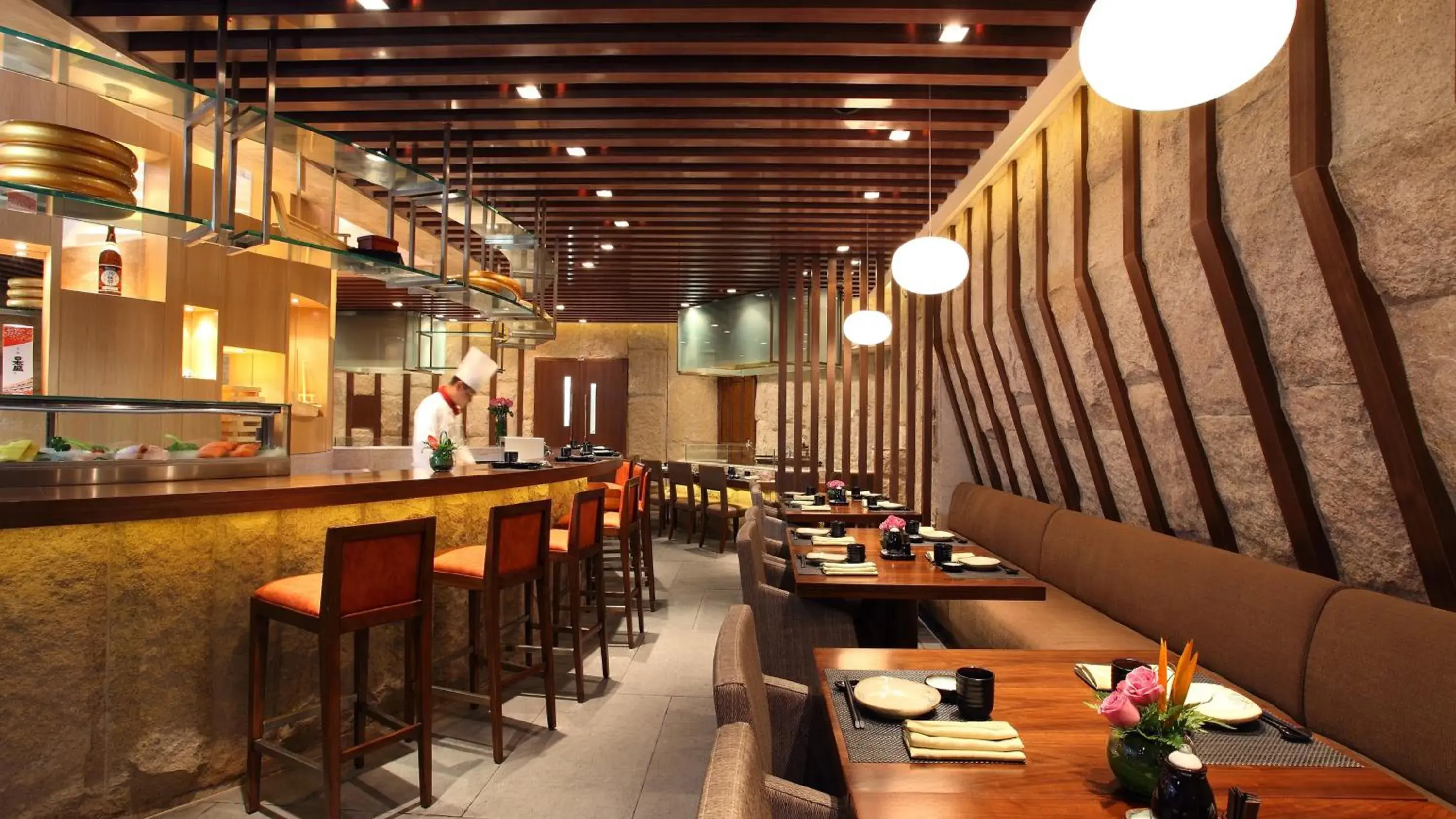Restaurant/places to eat in Crowne Plaza Zhongshan Wing On City by IHG Restaurant/places to eat in Crowne Plaza Zhongshan Wing On City by IHG