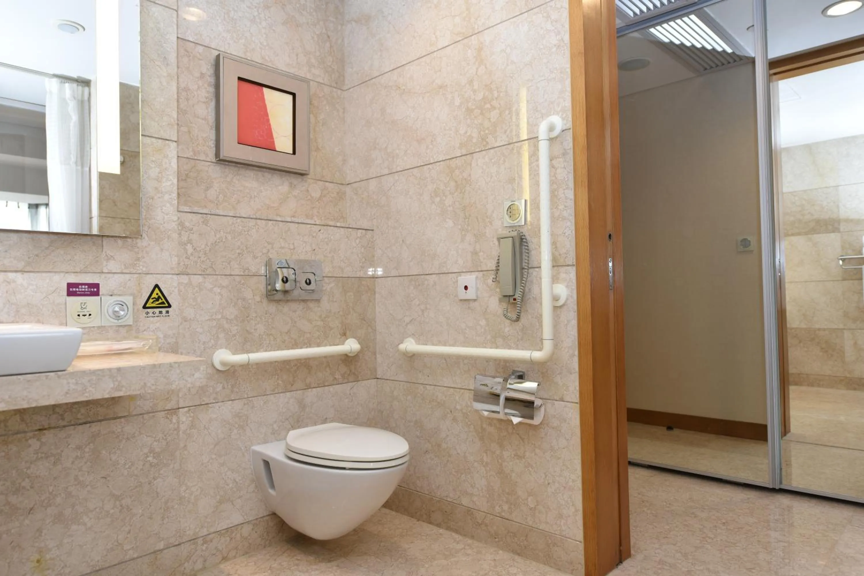 Facility for disabled guests in Crowne Plaza Zhongshan Wing On City by IHG